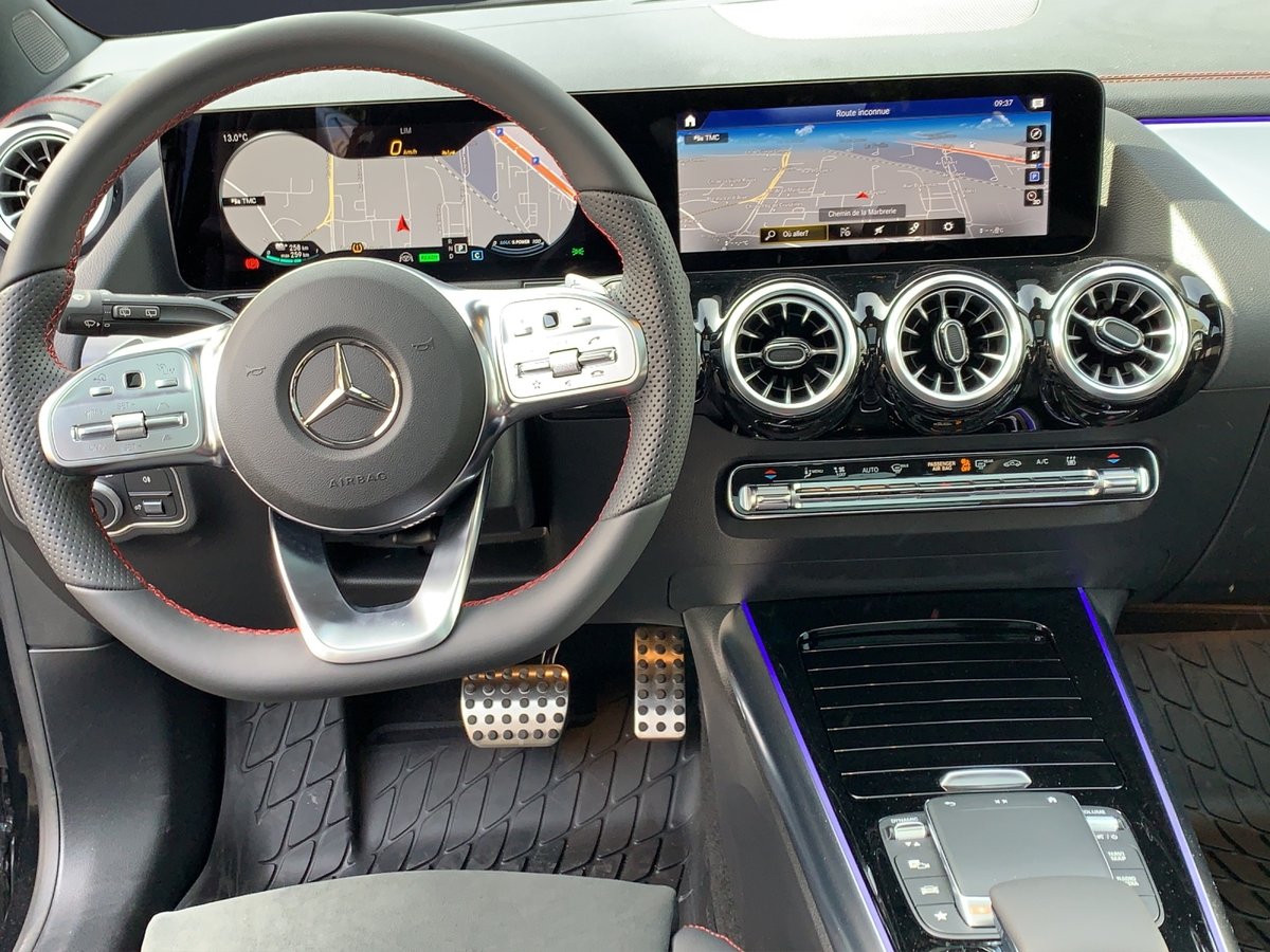 MERCEDES-BENZ EQA 300 AMG Line 4Matic, Electric, New car, Automatic - 7