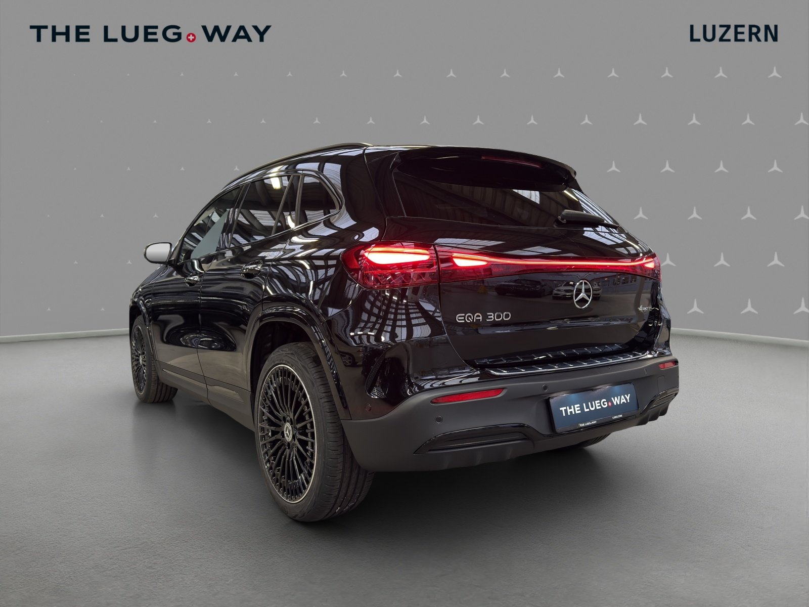 MERCEDES-BENZ EQA 300 66,5kWh 4Matic Excellence, Électrique, Voiture nouvelle, Automatique - 3