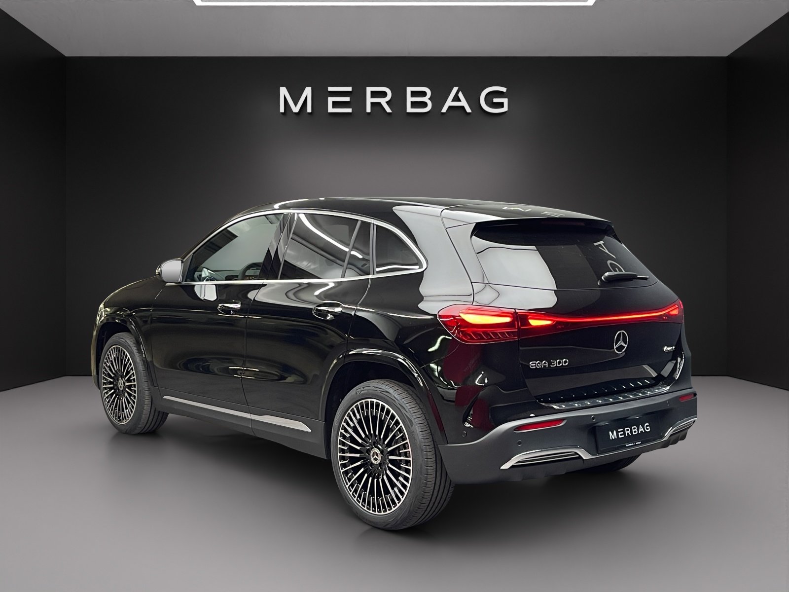 MERCEDES-BENZ EQA 300 4MATIC Excellence Edition, Elektro, Neuwagen, Automatik - 4