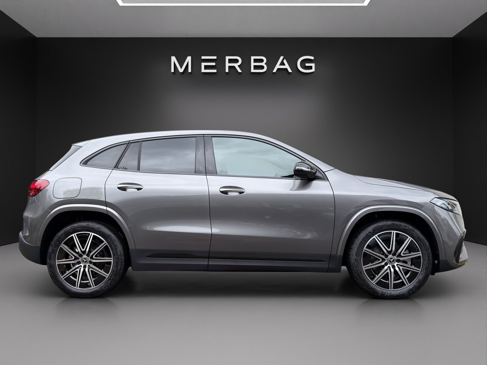 MERCEDES-BENZ EQA 300 66,5kWh 4Matic Swiss Star, Électrique, Voiture nouvelle, Automatique - 2