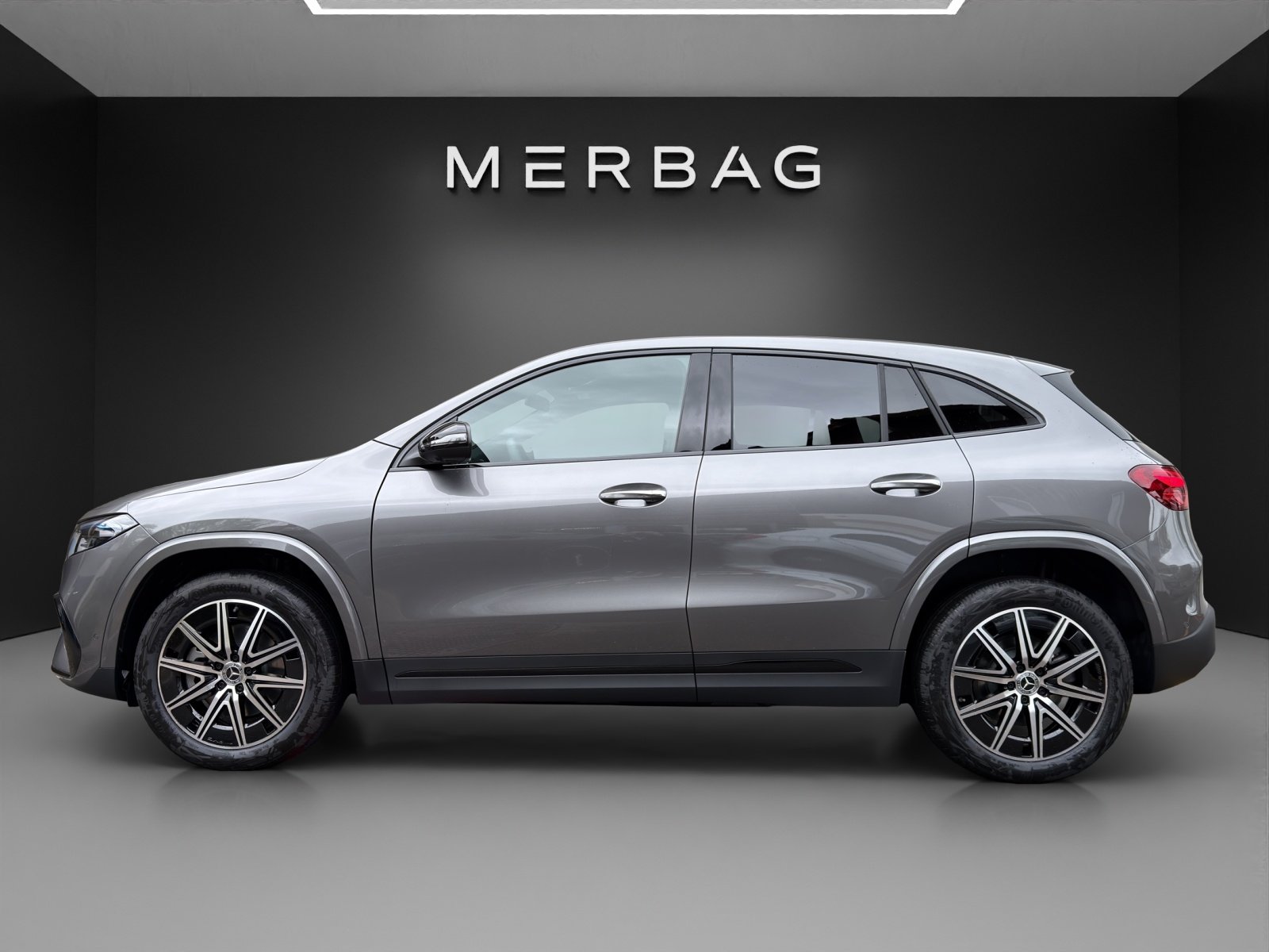 MERCEDES-BENZ EQA 300 66,5kWh 4Matic Swiss Star, Électrique, Voiture nouvelle, Automatique - 6