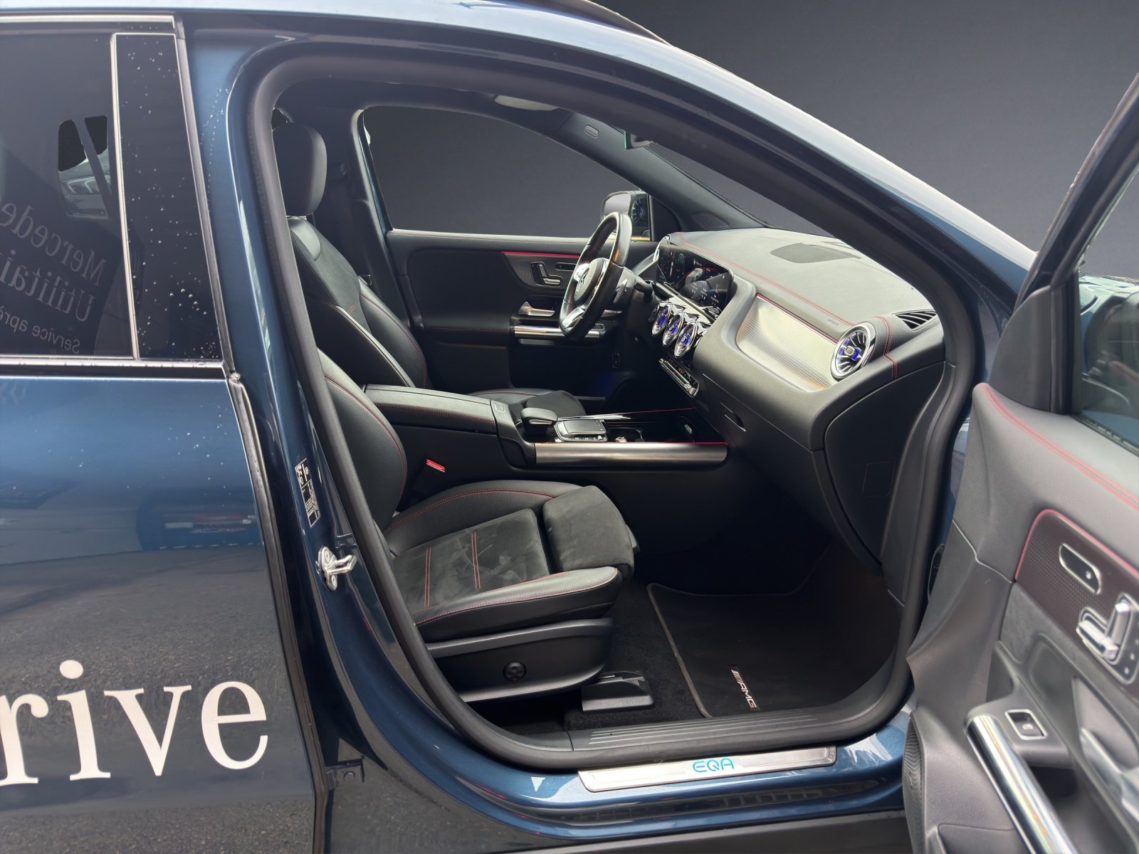MERCEDES-BENZ EQA 300 AMG Line 4Matic, Elettrica, Occasioni / Usate, Automatico - 7