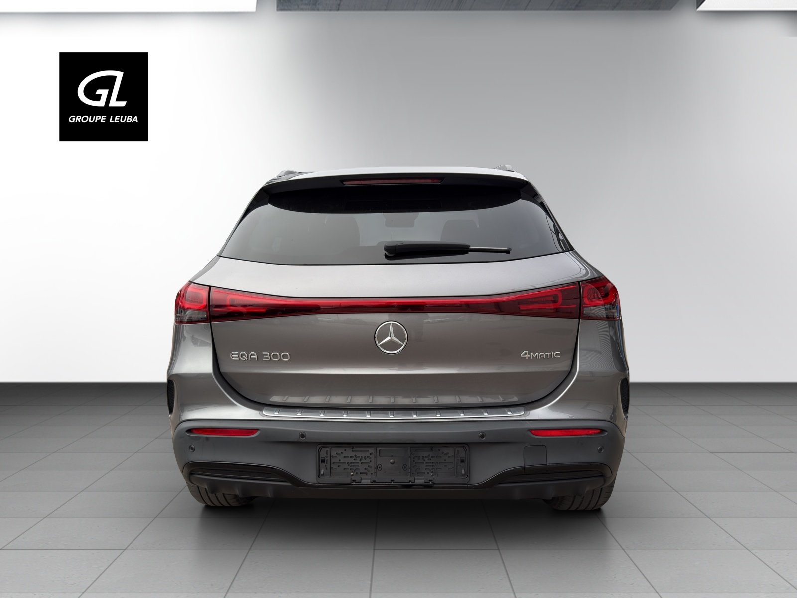 MERCEDES-BENZ EQA 300 AMG Line 4Matic, Electric, Second hand / Used, Automatic - 4