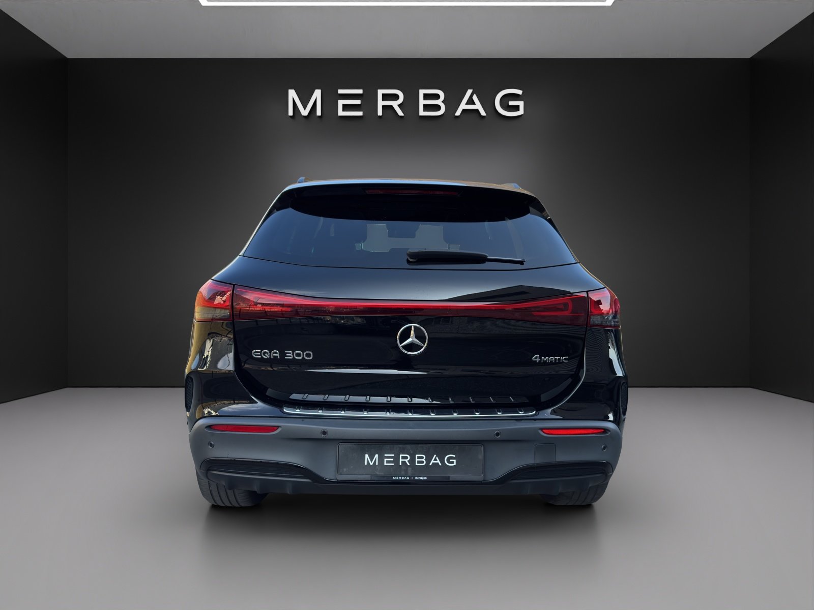 MERCEDES-BENZ EQA 300 AMG Line 4Matic, Elektro, Occasion / Gebraucht, Automatik - 4