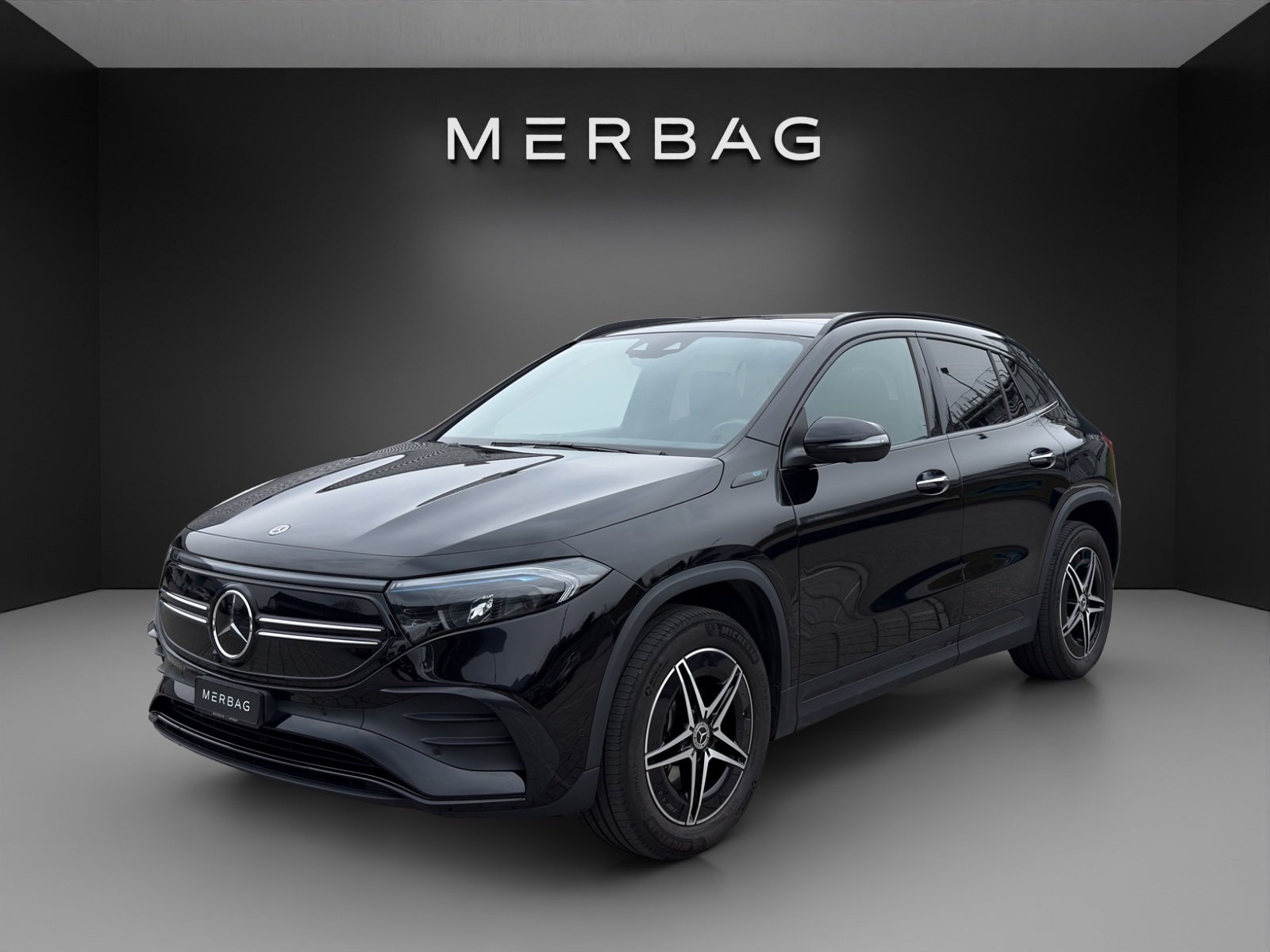 MERCEDES-BENZ EQA 300 AMG Line 4Matic
