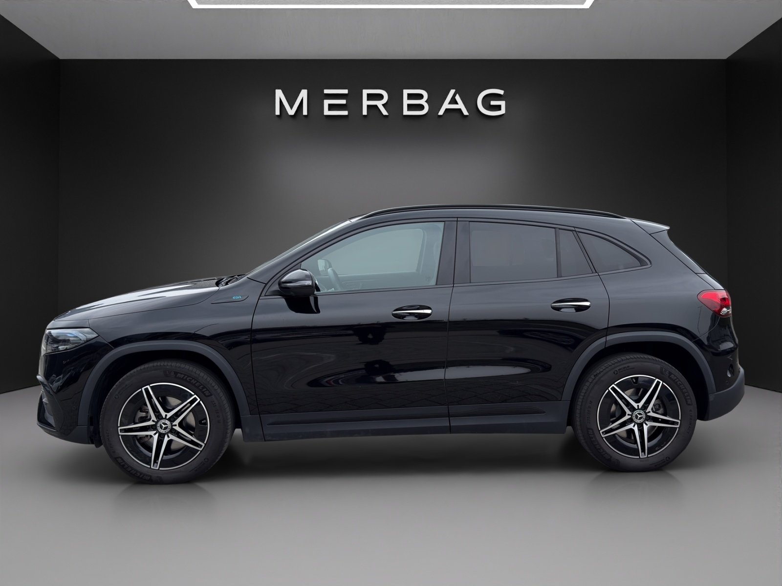 MERCEDES-BENZ EQA 300 AMG Line 4Matic, Électrique, Occasion / Utilisé, Automatique - 2