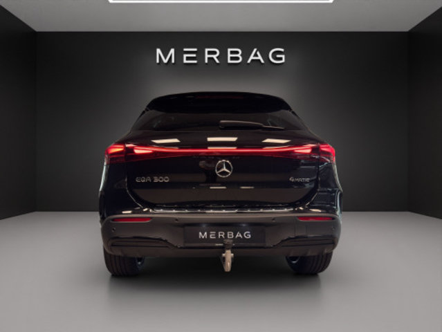 MERCEDES-BENZ EQA 300 4M Swiss Star, Électrique, Occasion / Utilisé, Automatique - 5
