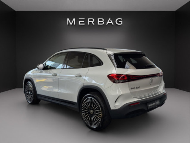 MERCEDES-BENZ EQA 300 AMG Line 4Matic, Électrique, Occasion / Utilisé, Automatique - 4