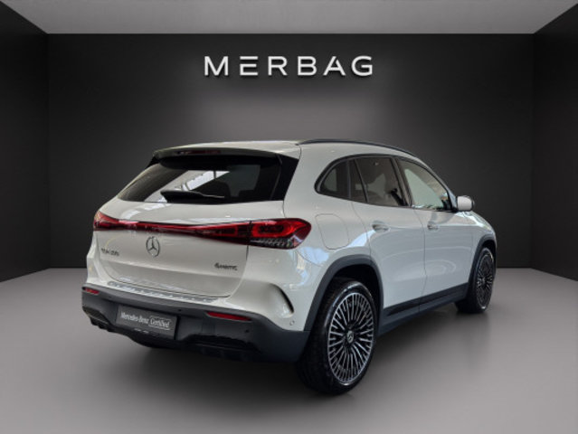 MERCEDES-BENZ EQA 300 AMG Line 4Matic, Électrique, Occasion / Utilisé, Automatique - 6
