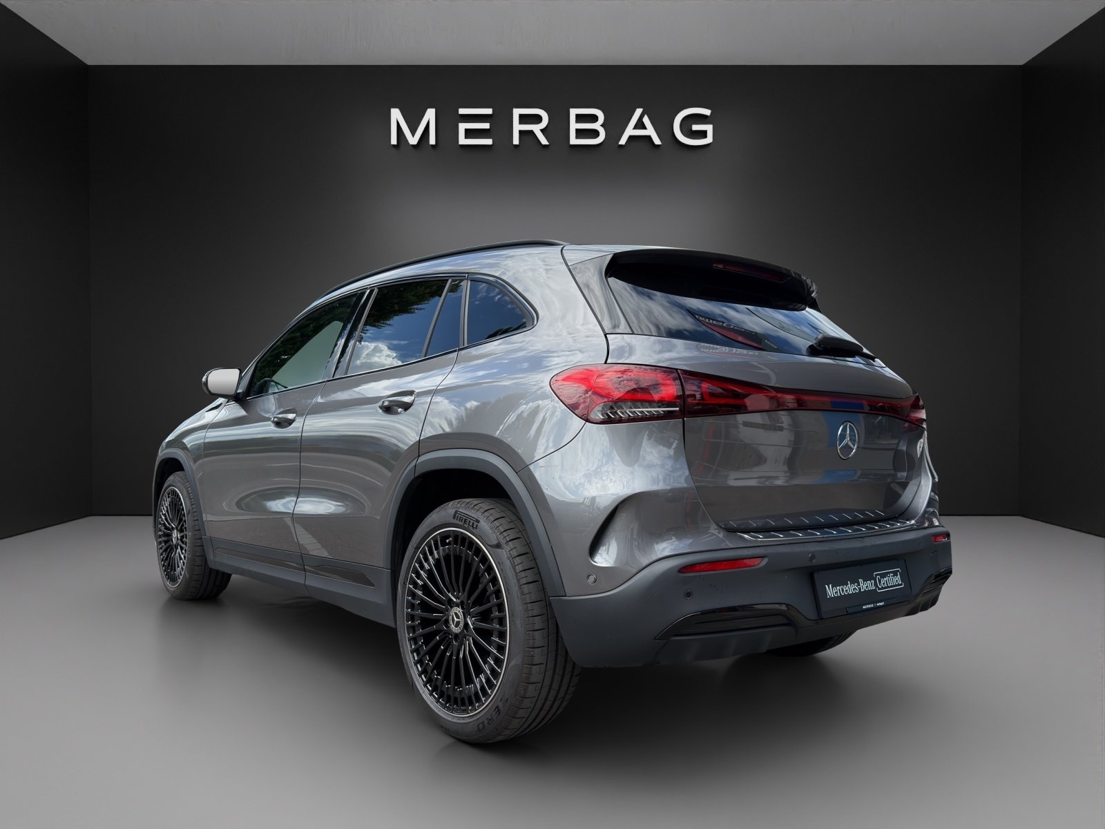 MERCEDES-BENZ EQA 300 AMG Line 4Matic, Électrique, Occasion / Utilisé, Automatique - 5