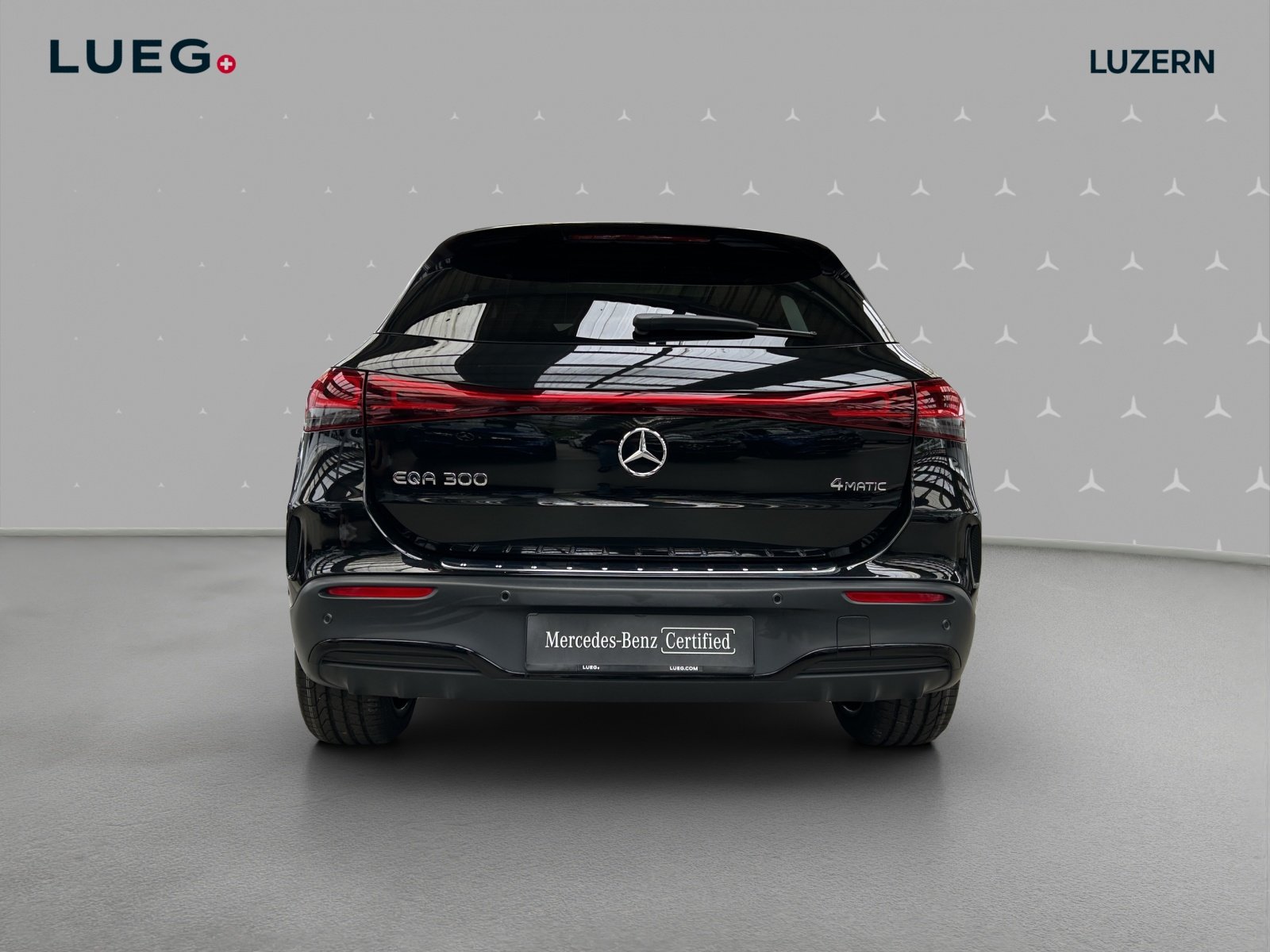 MERCEDES-BENZ EQA 300 AMG Line 4Matic, Électrique, Occasion / Utilisé, Automatique - 4