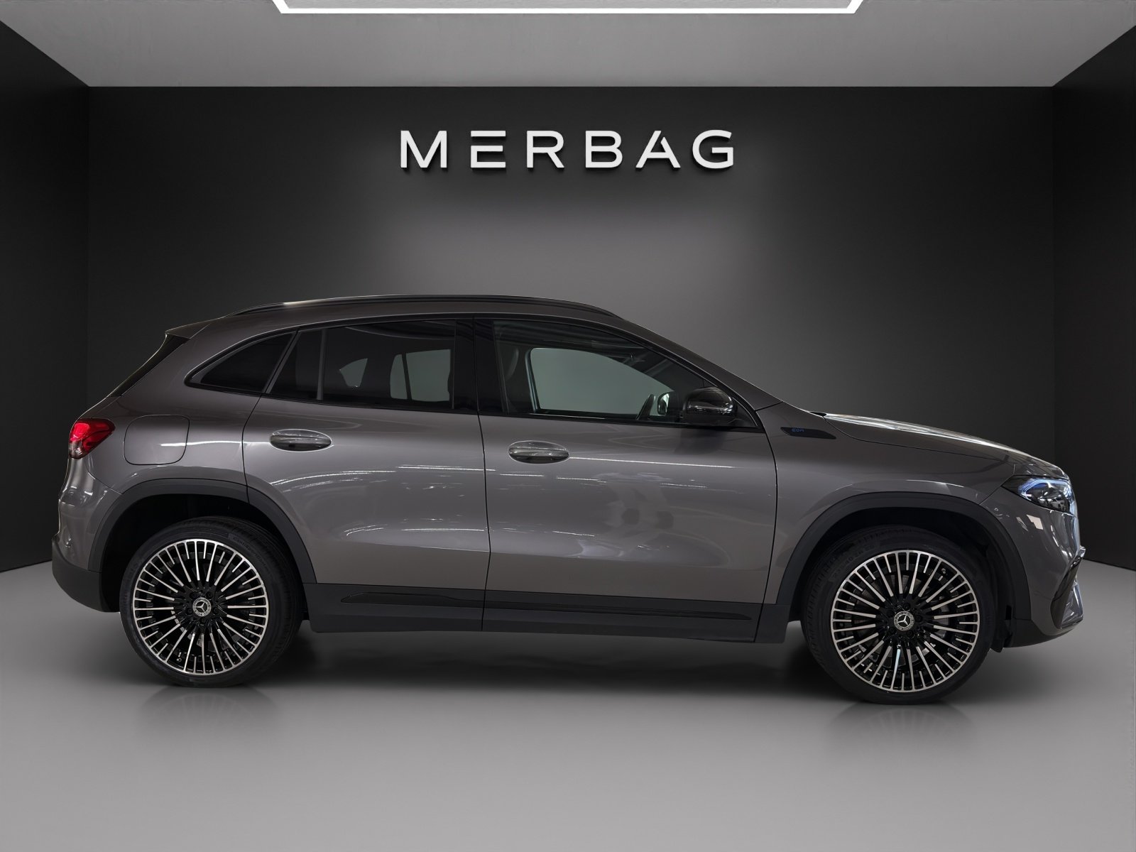 MERCEDES-BENZ EQA 300 AMG Line 4Matic, Électrique, Occasion / Utilisé, Automatique - 5