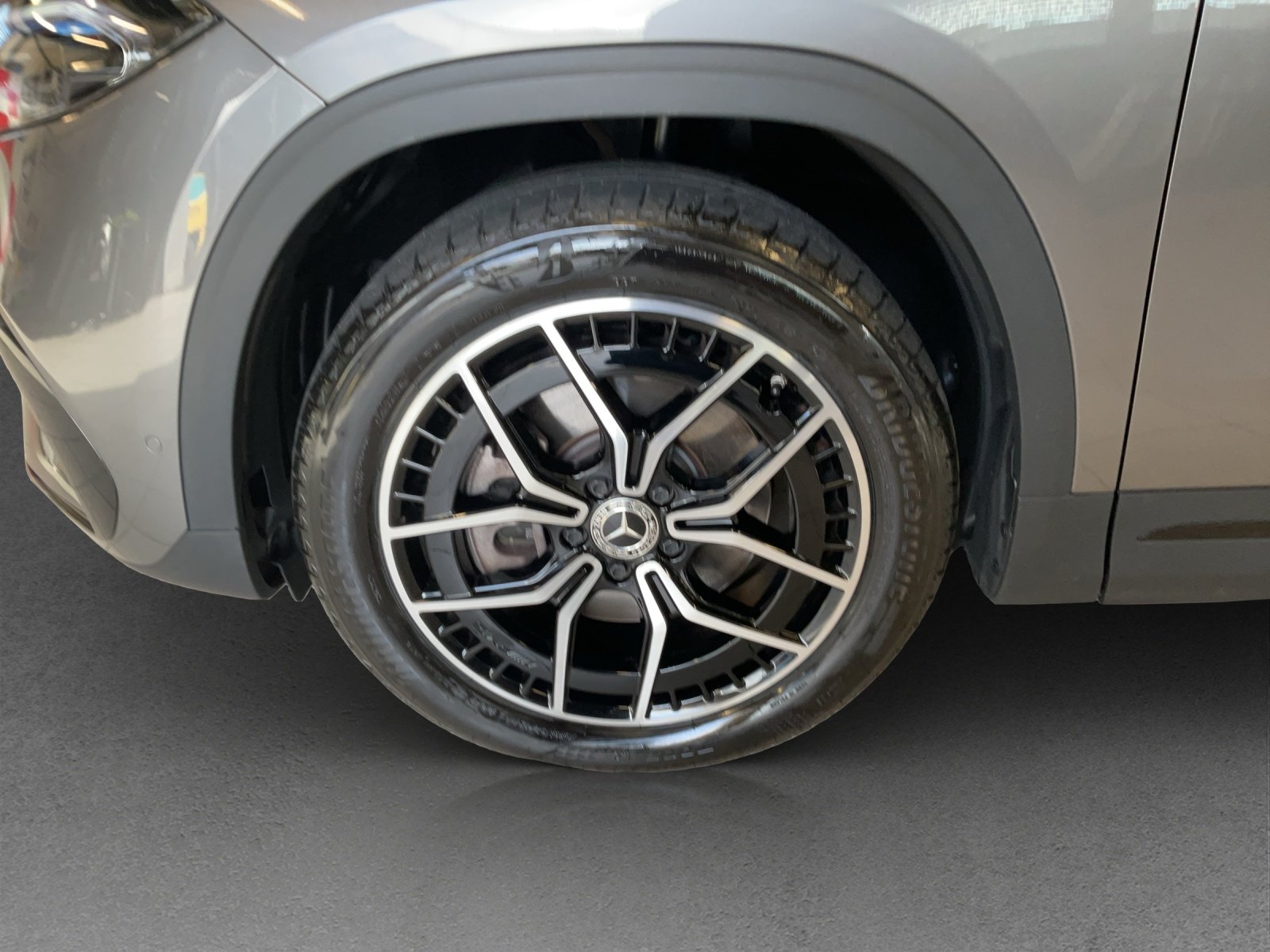 MERCEDES-BENZ EQA 300 AMG Line 4Matic, Électrique, Occasion / Utilisé, Automatique - 6