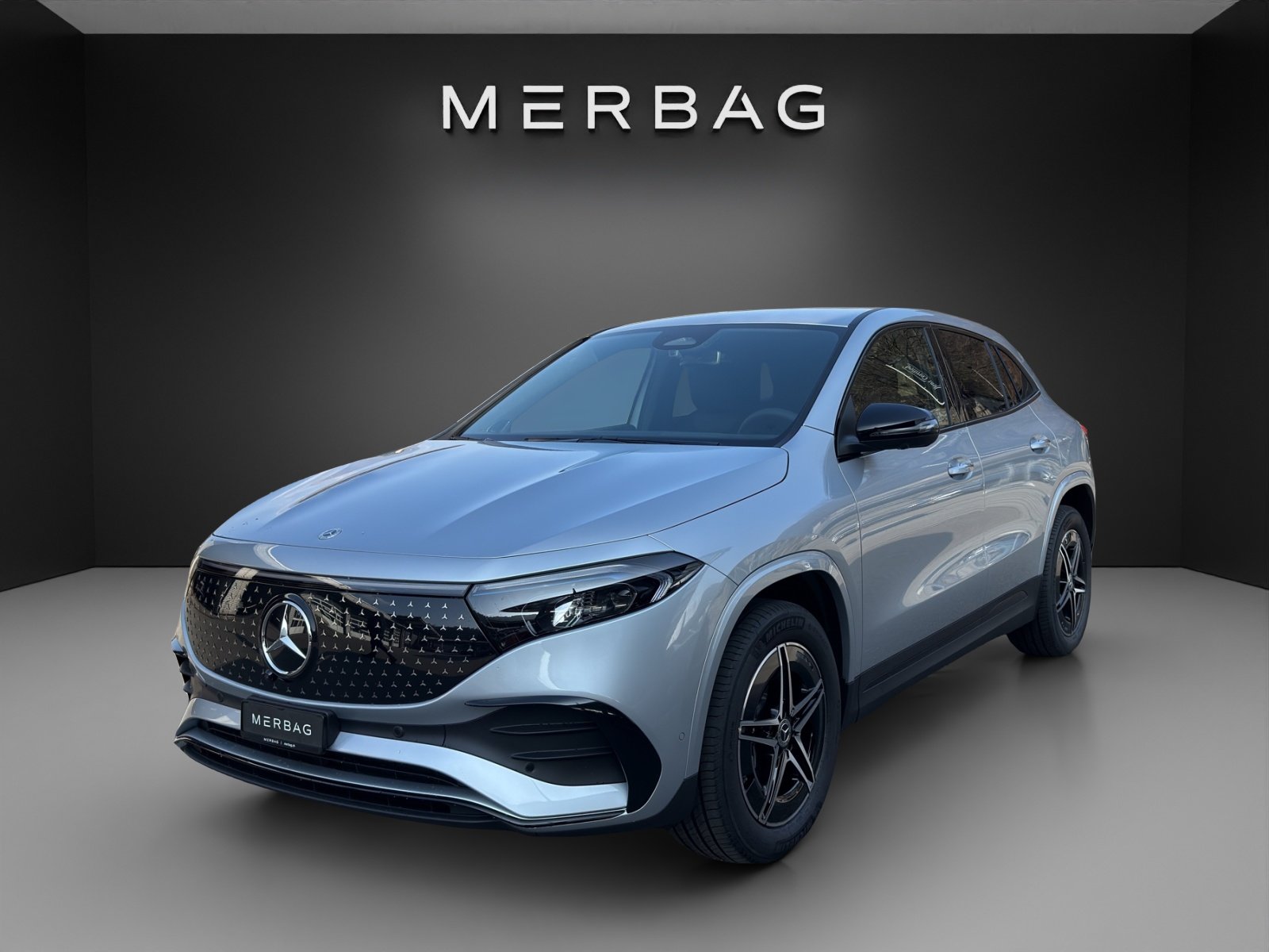 MERCEDES-BENZ EQA 300 66,5kWh 4Matic Excellence