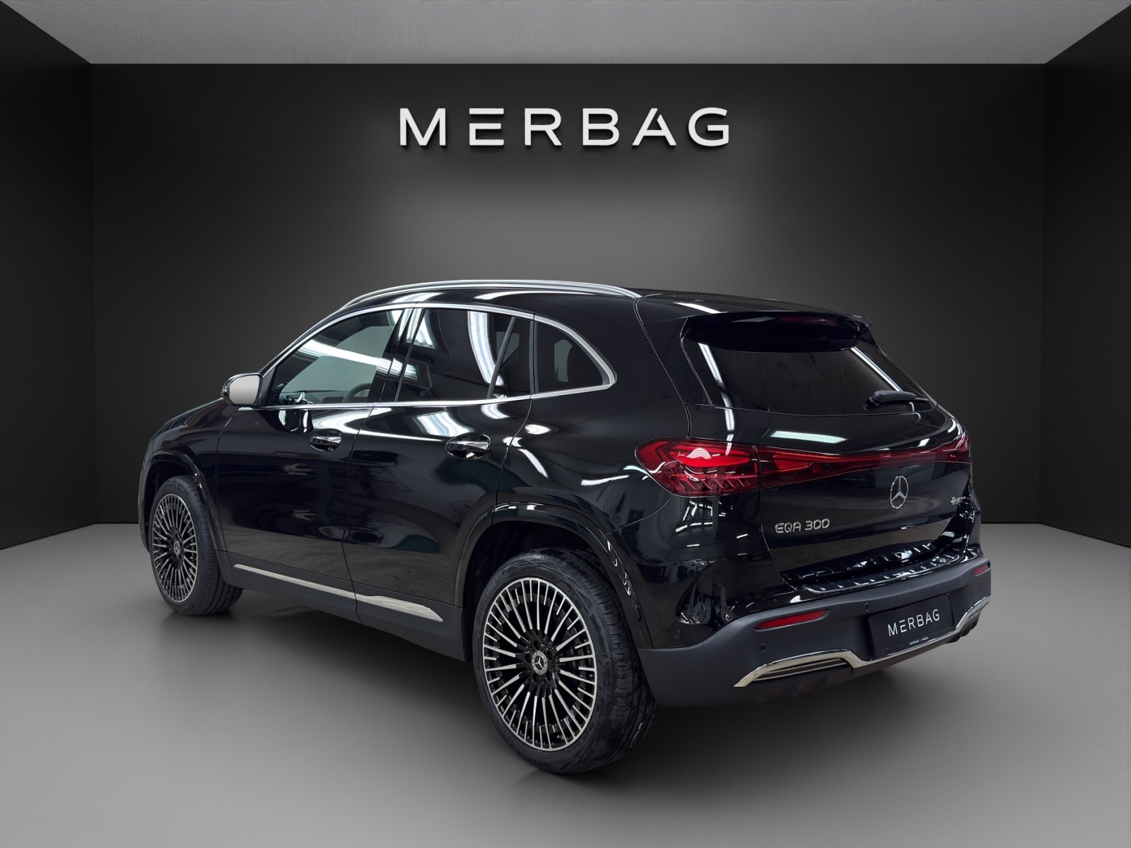 MERCEDES-BENZ EQA 300 66,5kWh 4Matic Excellence, Elektro, Neuwagen, Automatik - 3