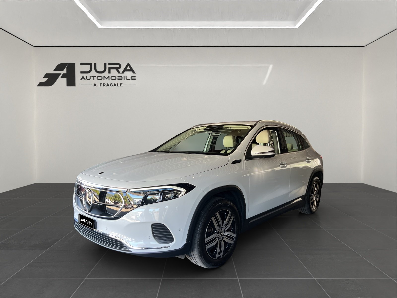 MERCEDES-BENZ EQA 300 Swiss Star 4matic, Elektro, Occasion / Gebraucht, Automatik - 2