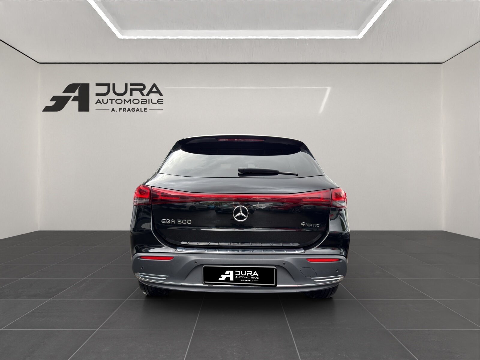 MERCEDES-BENZ EQA 300 4matic Premium, Elektro, Occasion / Gebraucht, Automatik - 6