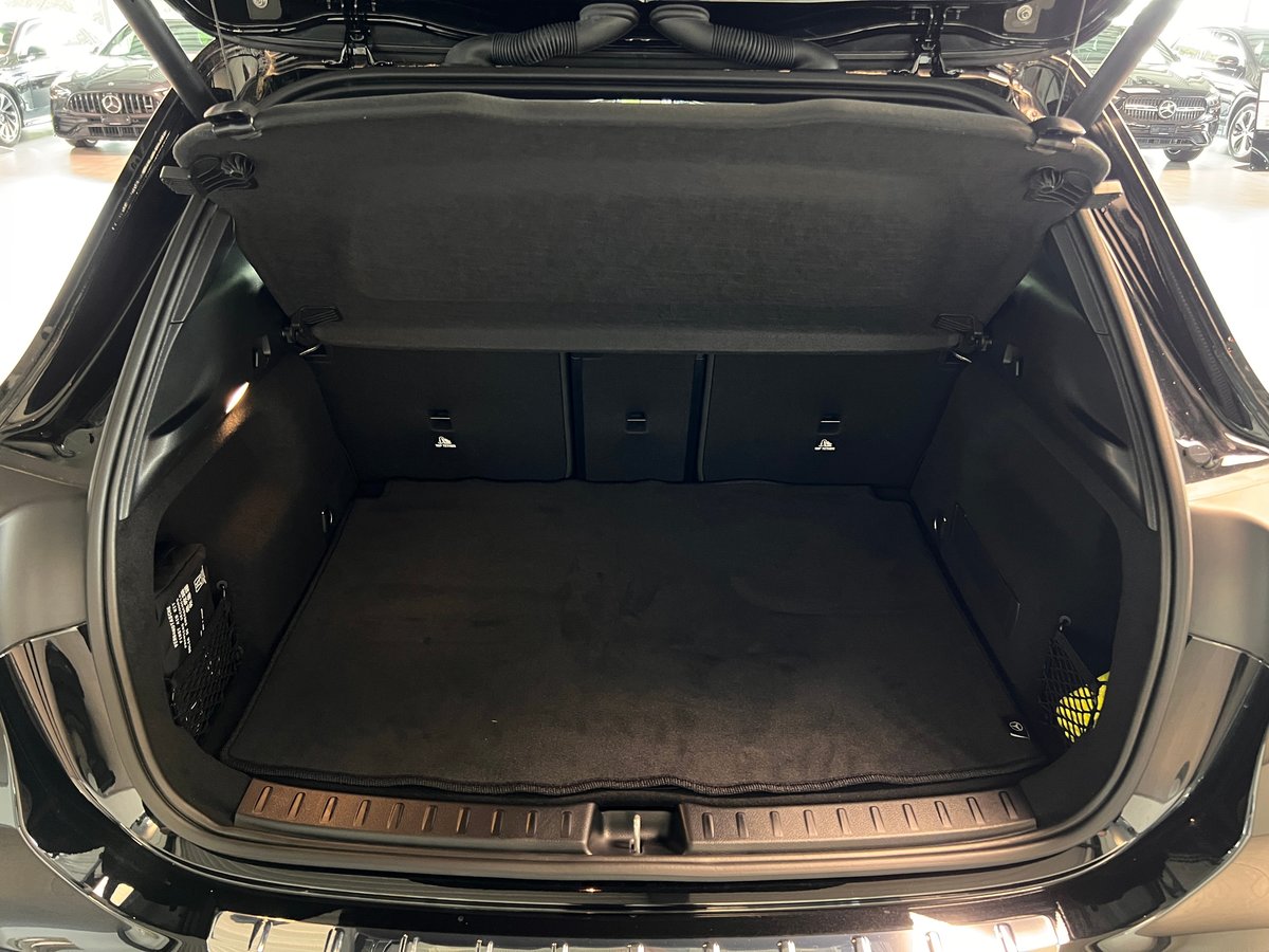 MERCEDES-BENZ EQA 350 4Matic Swiss Star, Elettrica, Auto nuove, Automatico - 7