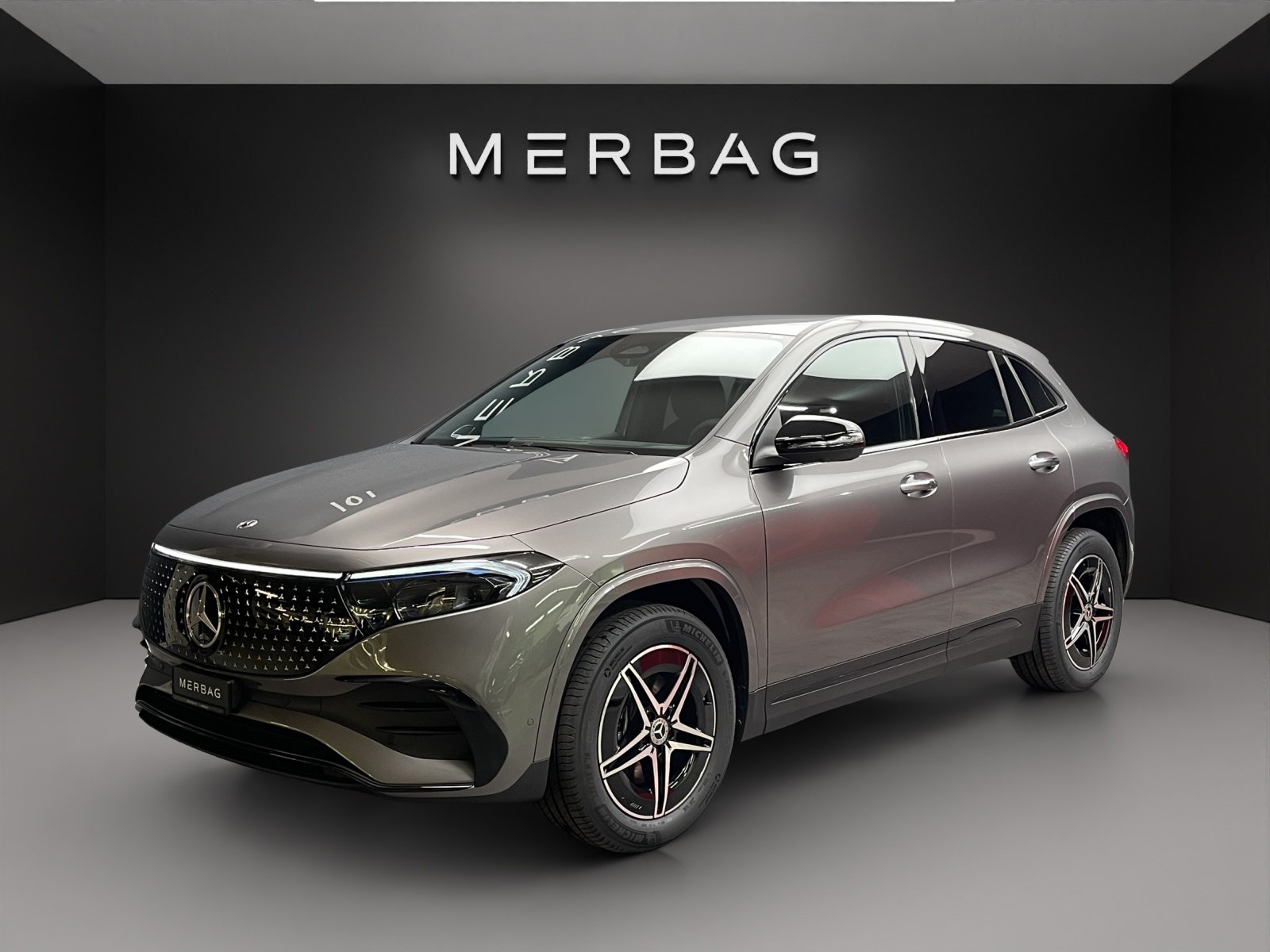 MERCEDES-BENZ EQA 350 4MATIC Excellence Edition