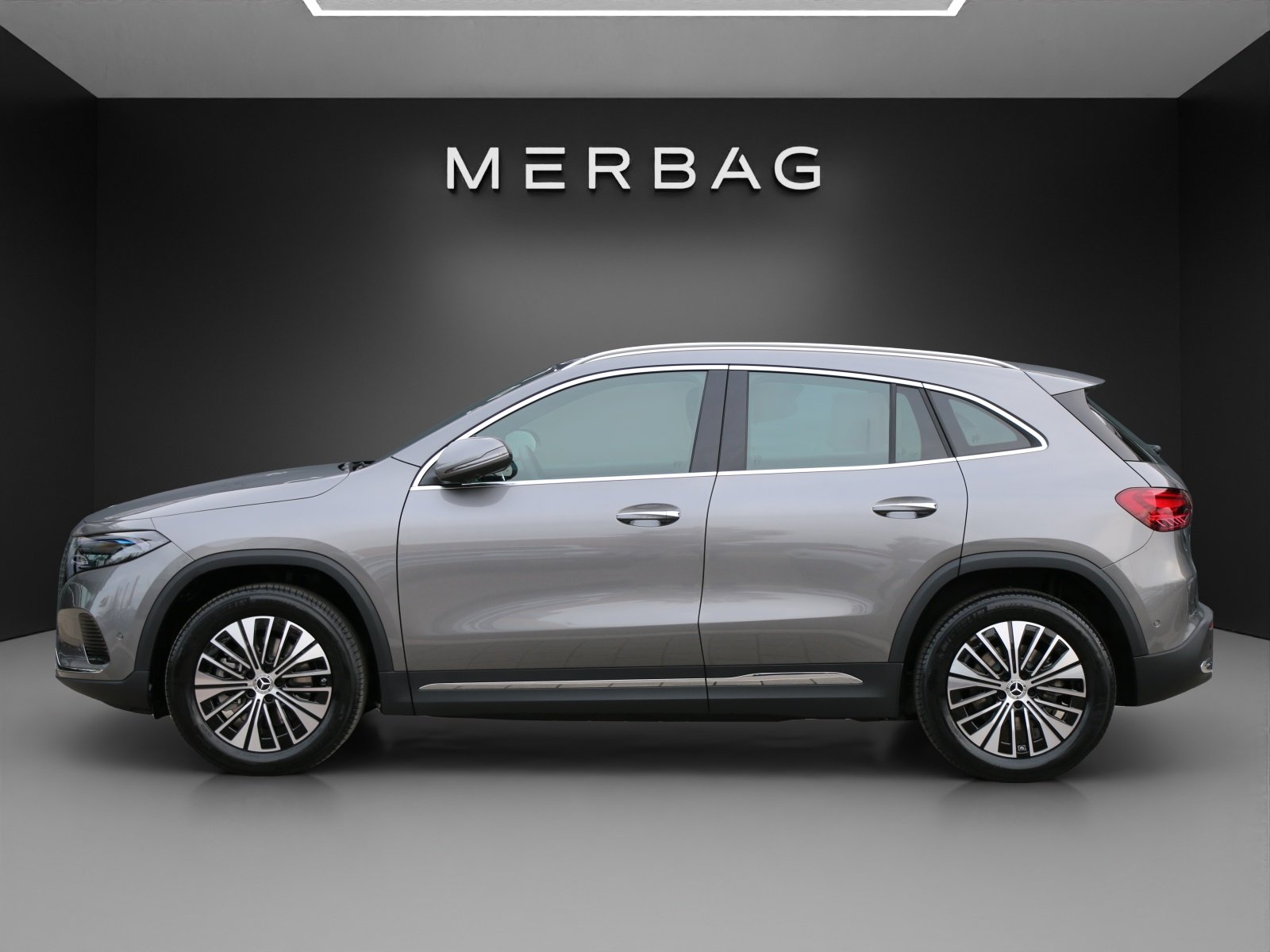 MERCEDES-BENZ EQA 350 4MATIC Excellence Edition, Elettrica, Auto nuove, Automatico - 2
