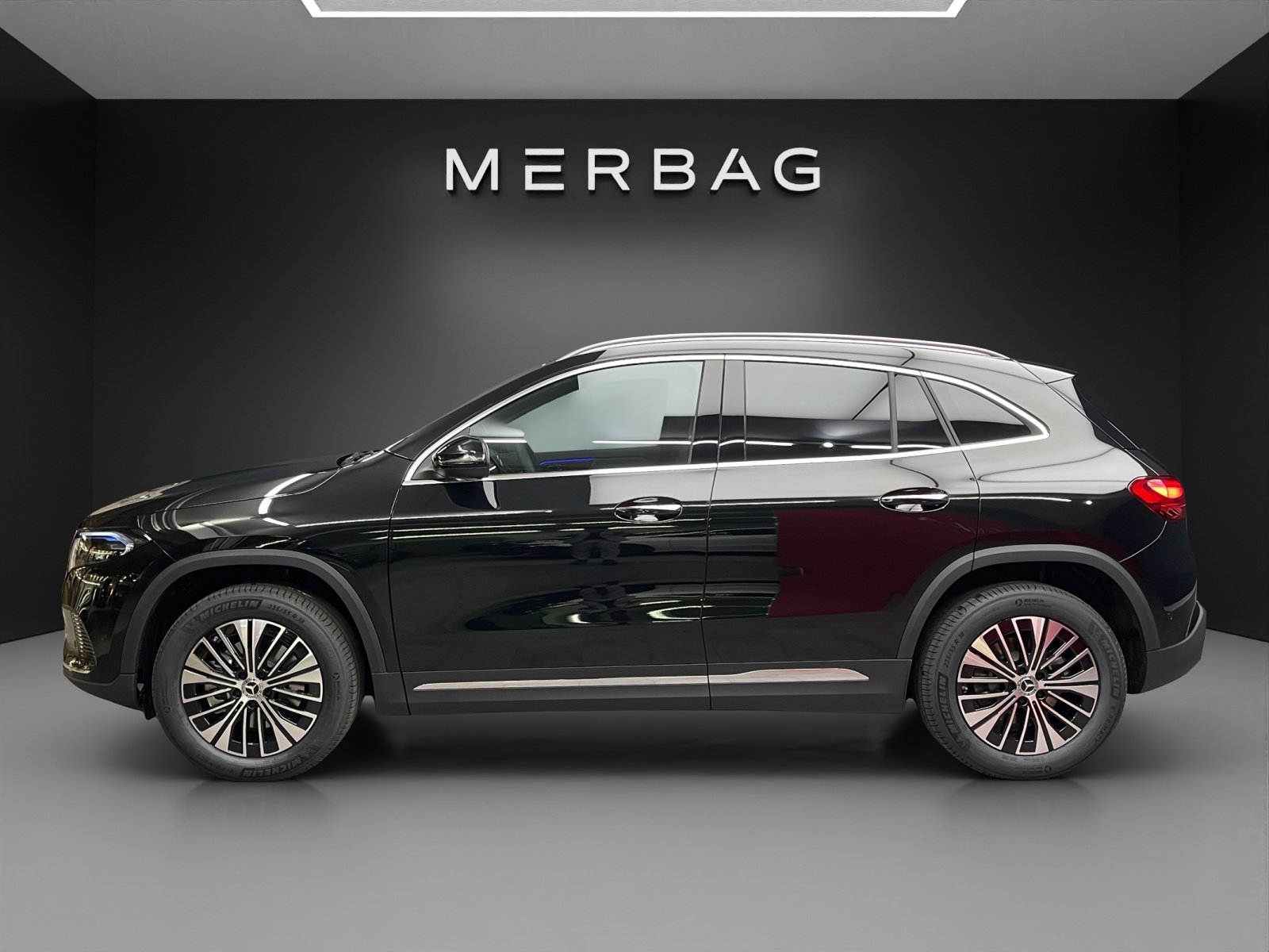 MERCEDES-BENZ EQA 350 4MATIC Excellence Edition, Elettrica, Auto nuove, Automatico - 3
