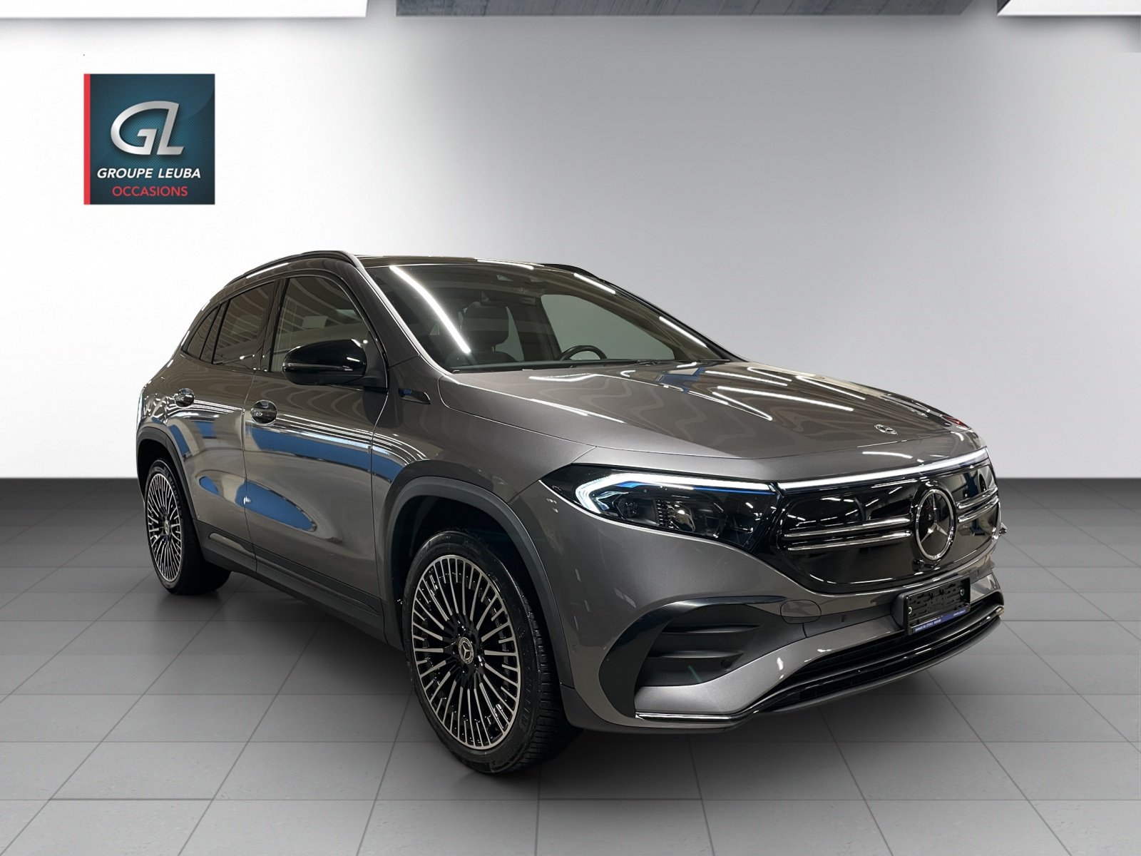 MERCEDES-BENZ EQA 350 AMG Line 4Matic