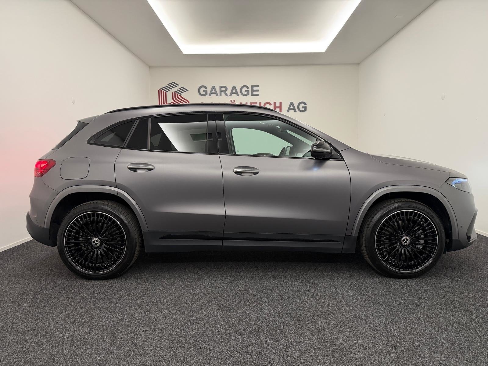MERCEDES-BENZ EQA 350 AMG Line 4Matic, Electric, Second hand / Used, Automatic - 4