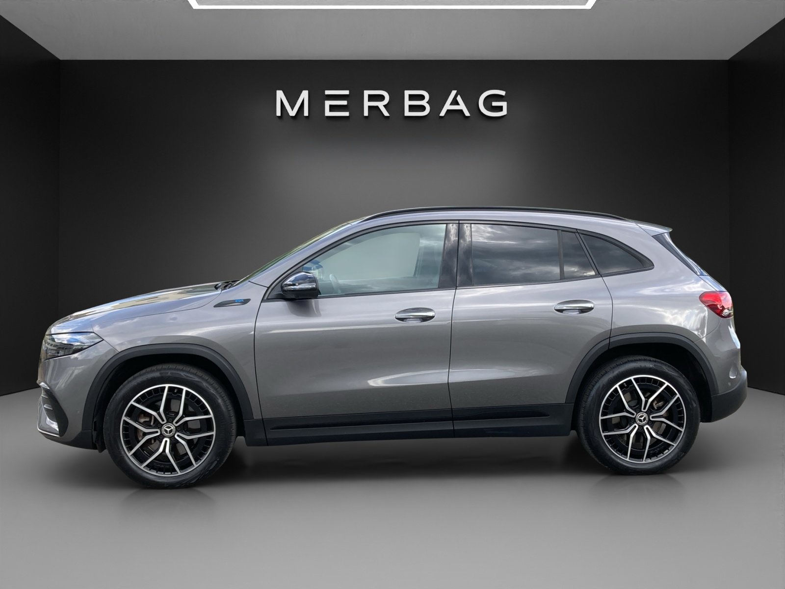 MERCEDES-BENZ EQA 350 AMG Line 4Matic, Elettrica, Occasioni / Usate, Automatico - 2