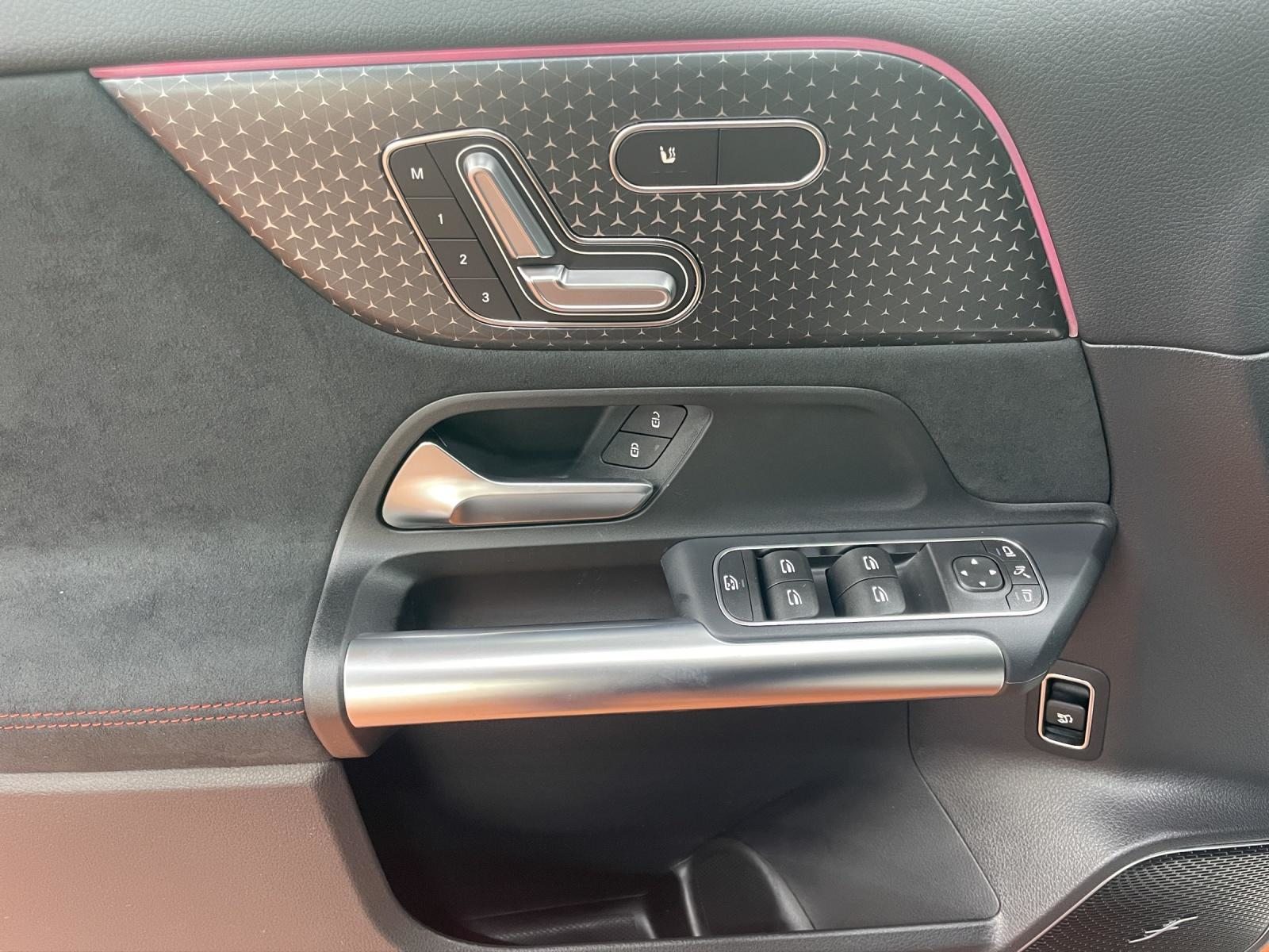 MERCEDES-BENZ EQA 350 4MATIC Excellence Edt. AMG Line, Elettrica, Auto nuove, Automatico - 7