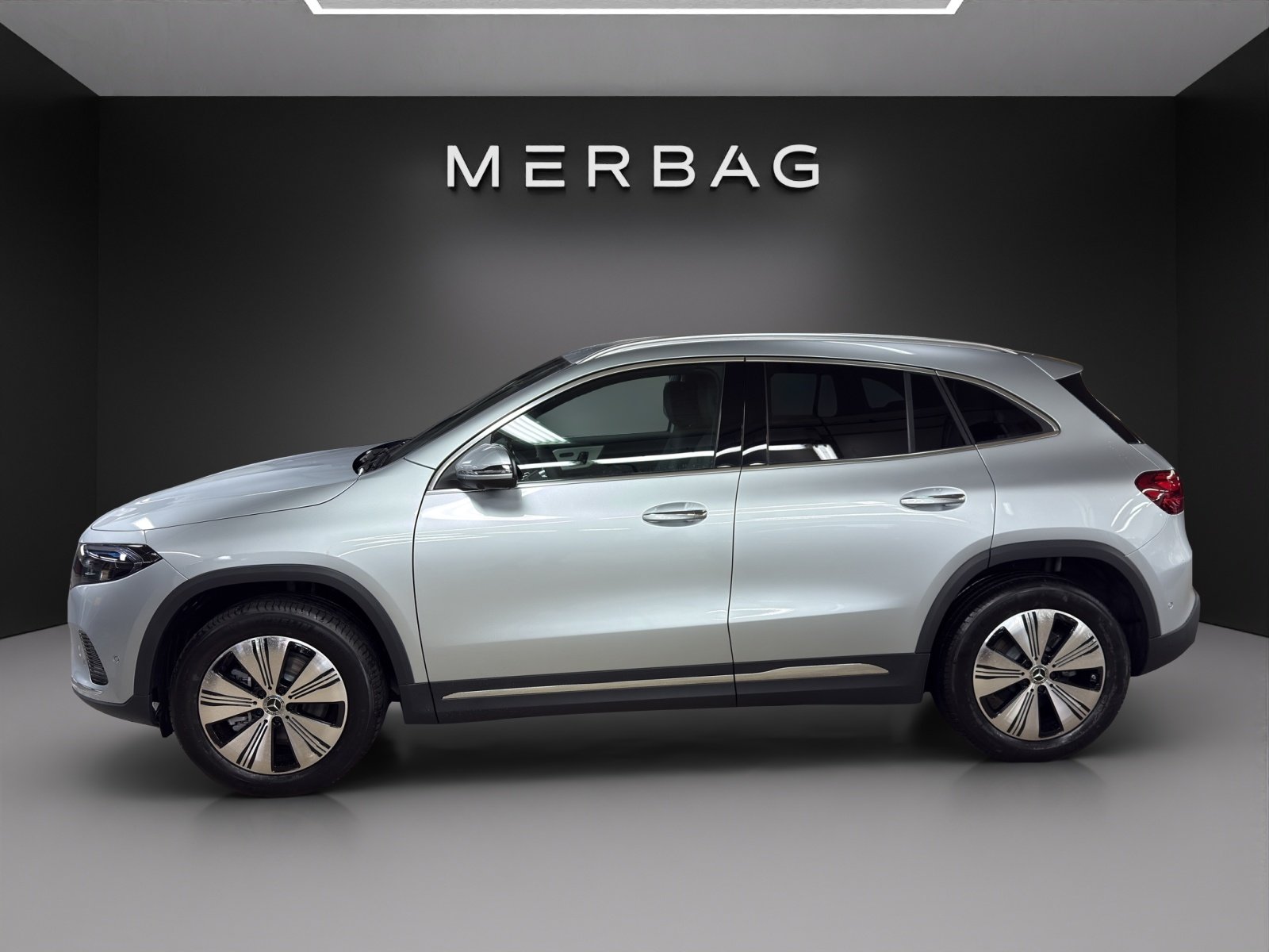 MERCEDES-BENZ EQA 350 4 Matic Excellence Edition, Electric, New car, Automatic - 2