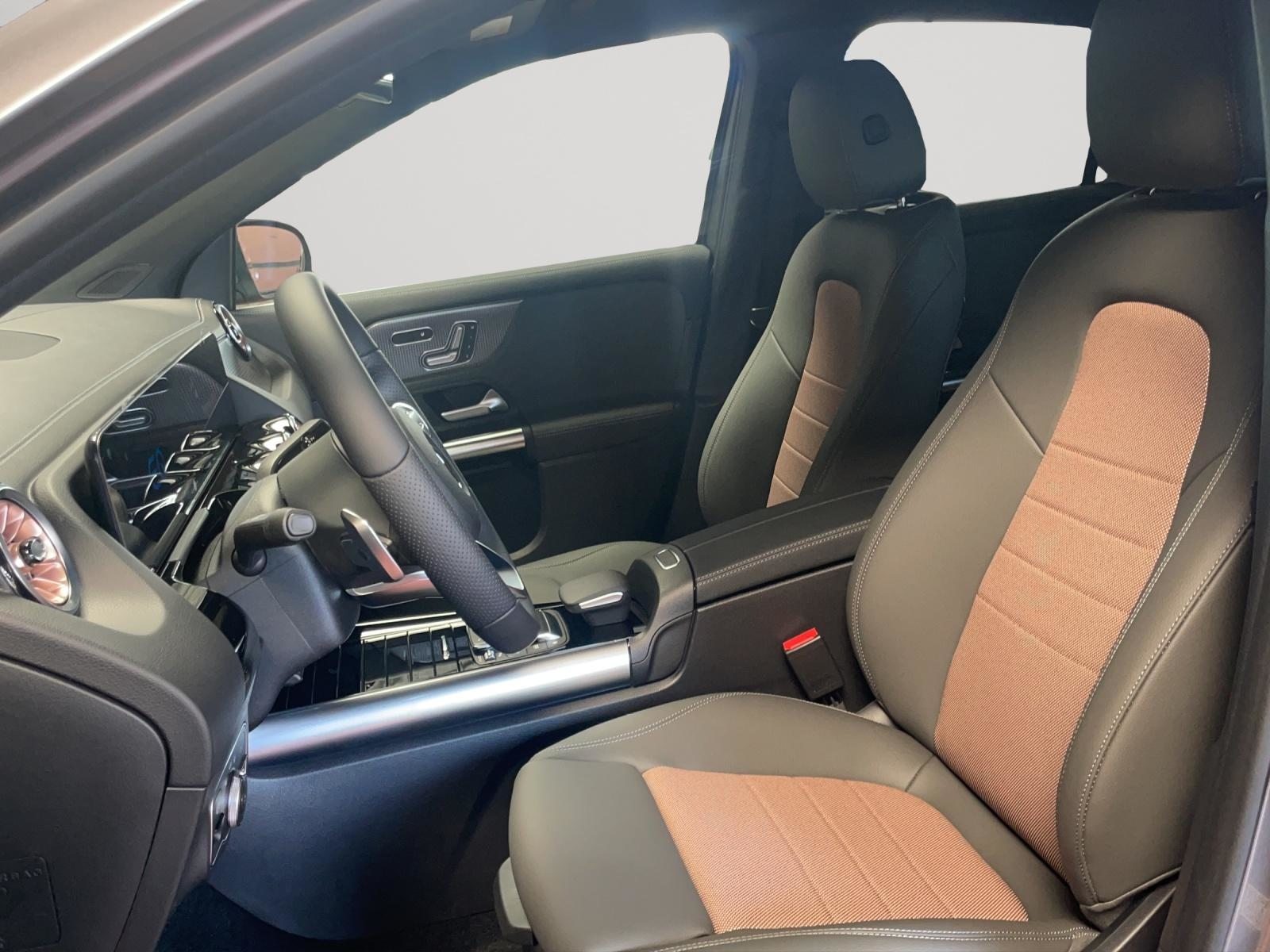 MERCEDES-BENZ EQA 350 4MATIC Swiss Star Electric Art Line, Elettrica, Occasioni / Usate, Automatico - 5