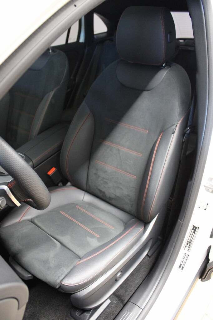 MERCEDES-BENZ EQA 350 4Matic AMG Line Swiss Star, Electric, Second hand / Used, Automatic - 6