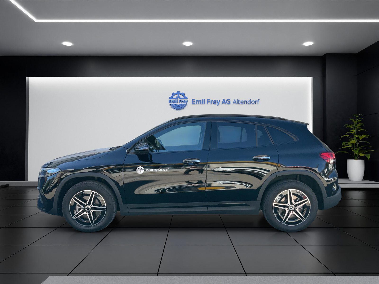 MERCEDES-BENZ EQA 350 4MATIC AMG Line, Elektro, Occasion / Gebraucht, Automatik - 3