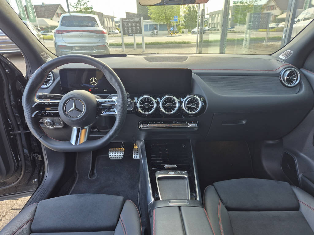 MERCEDES-BENZ EQA 350 Swiss Star AMG Line 4matic, Elettrica, Occasioni / Usate, Automatico - 6