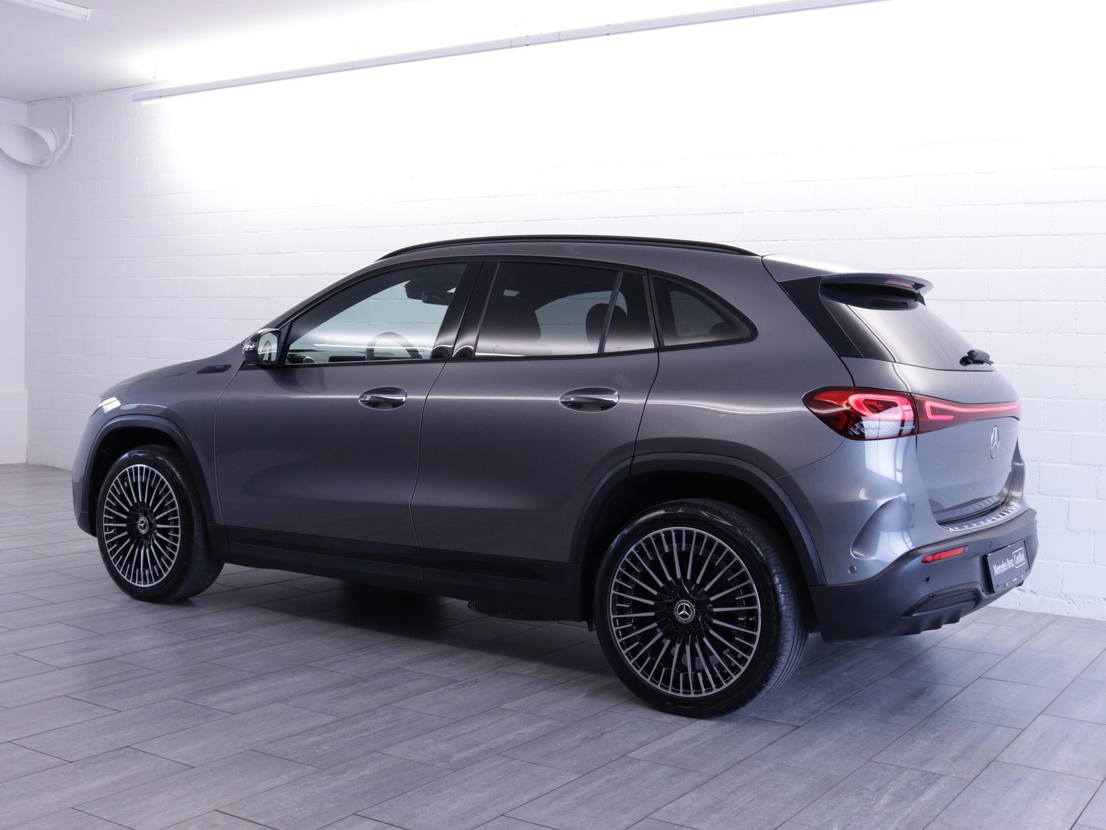 MERCEDES-BENZ EQA 350 AMG Line 4matic, Elettrica, Occasioni / Usate, Automatico - 3