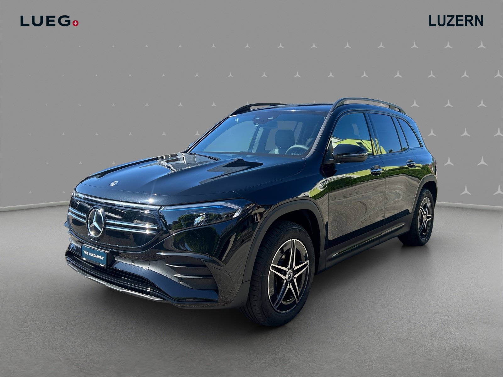 MERCEDES-BENZ EQB 250+ 70,5 kWh