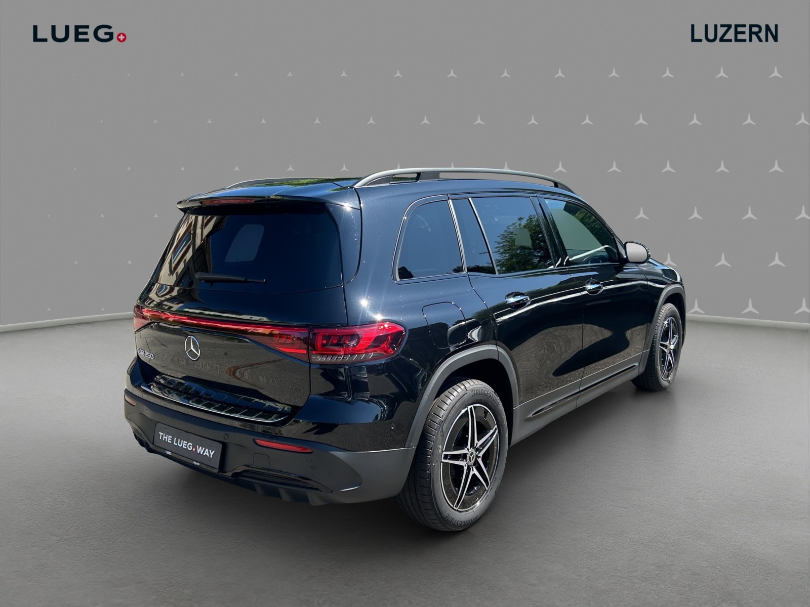 MERCEDES-BENZ EQB 250+ 70,5 kWh, Elektro, Vorführwagen, Automatik - 5