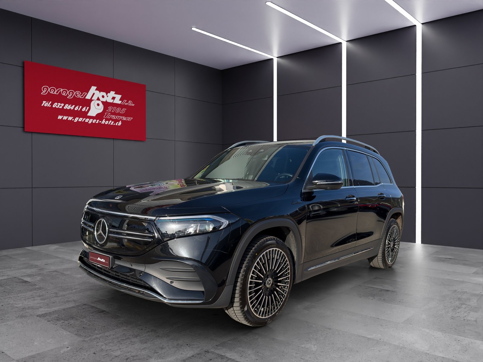MERCEDES-BENZ EQB 300 4Matic AMG Line, Électrique, Occasion / Utilisé, Automatique - 2