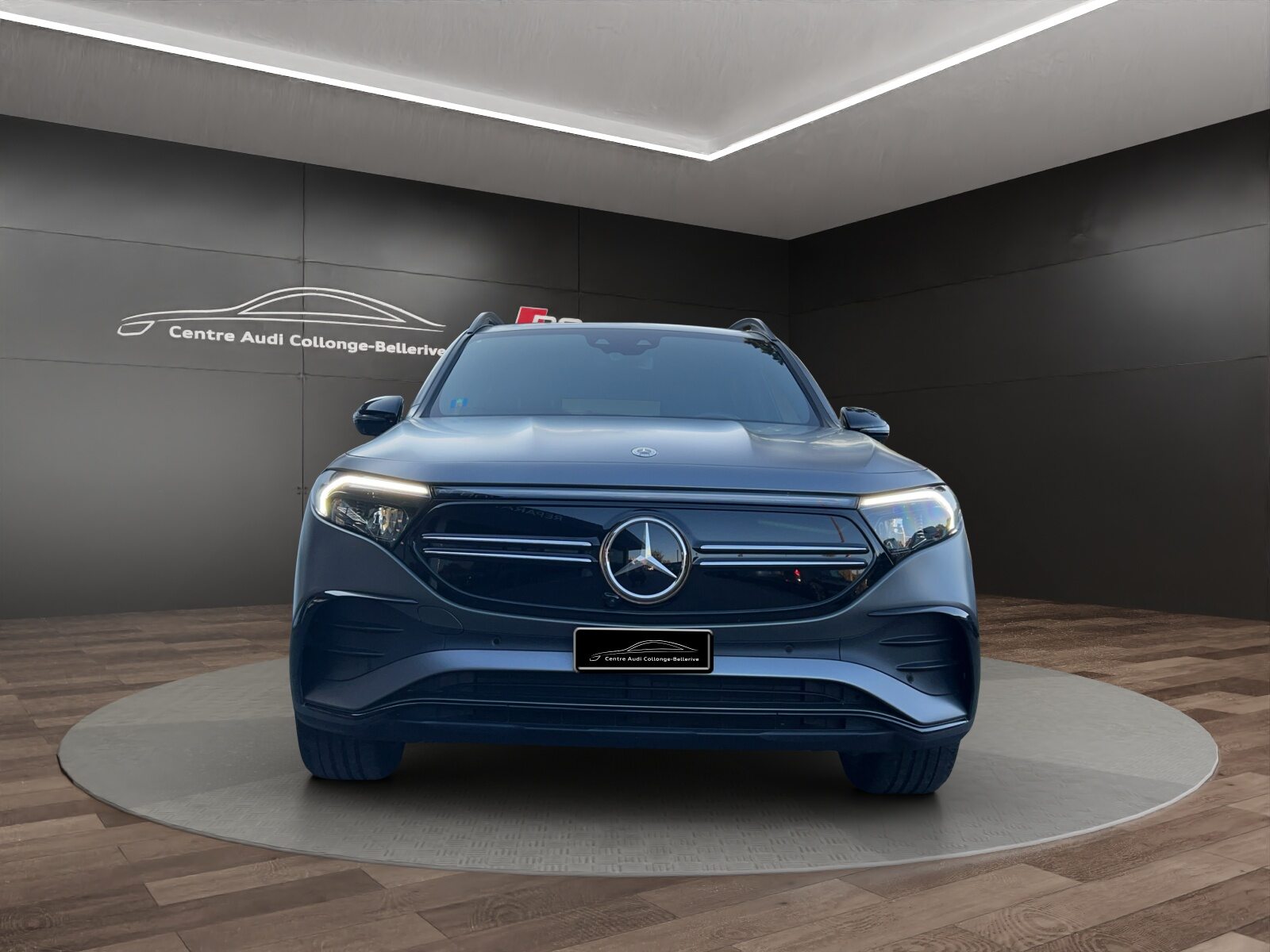 MERCEDES-BENZ EQB 300 4Matic AMG Line, Elektro, Occasion / Gebraucht, Automatik - 2