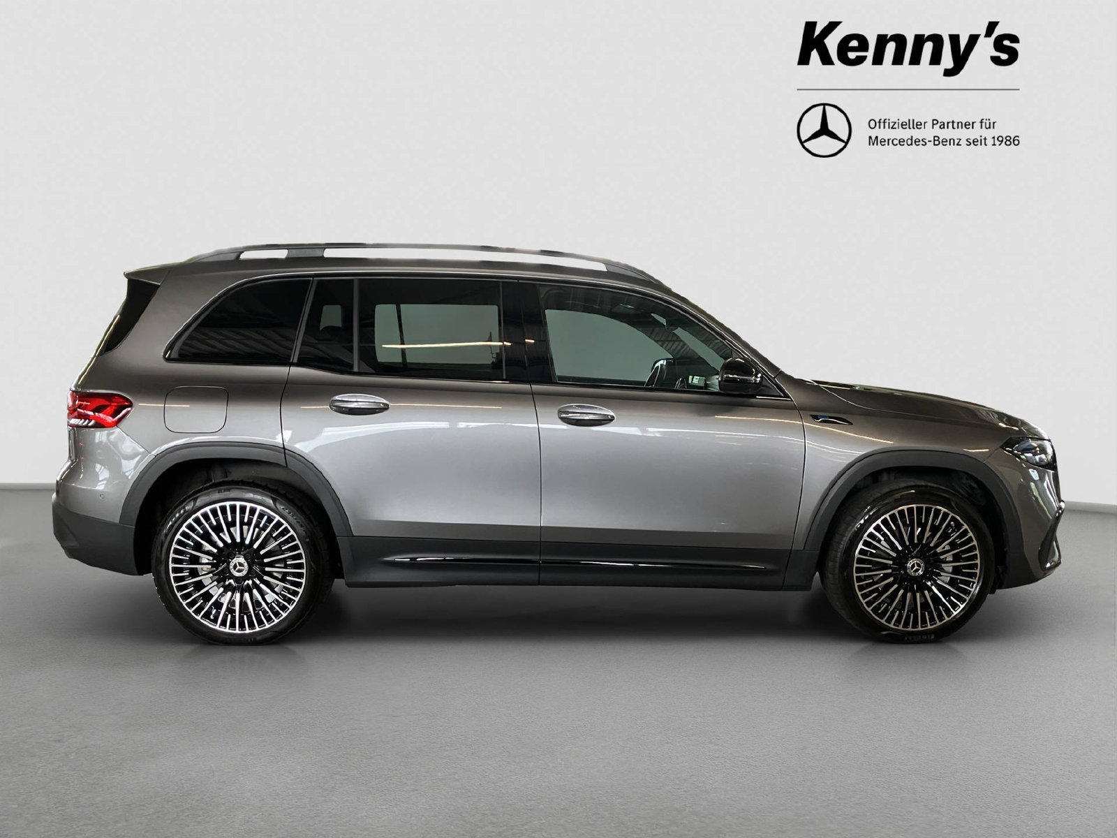 MERCEDES-BENZ EQB 300 AMG Line 4MATIC, Électrique, Occasion / Utilisé, Automatique - 4