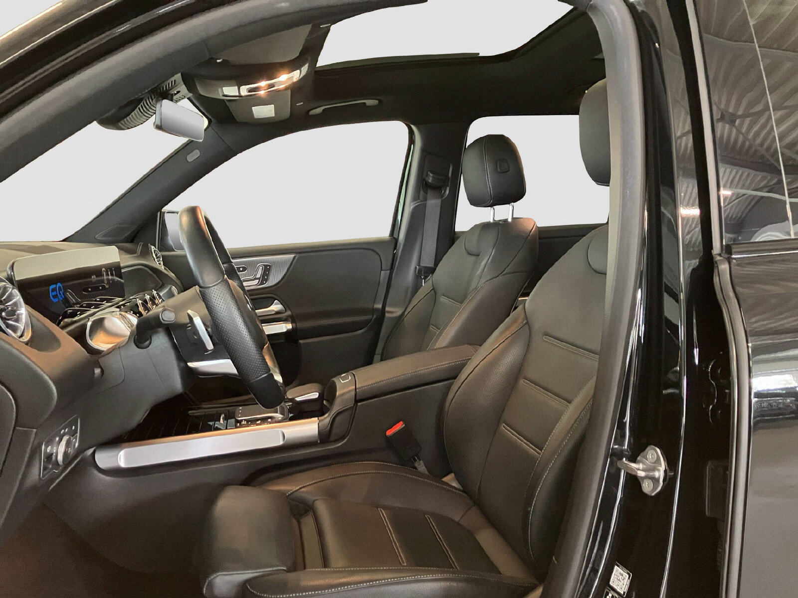 MERCEDES-BENZ EQB 350 AMG Line 4MATIC, Électrique, Occasion / Utilisé, Automatique - 7