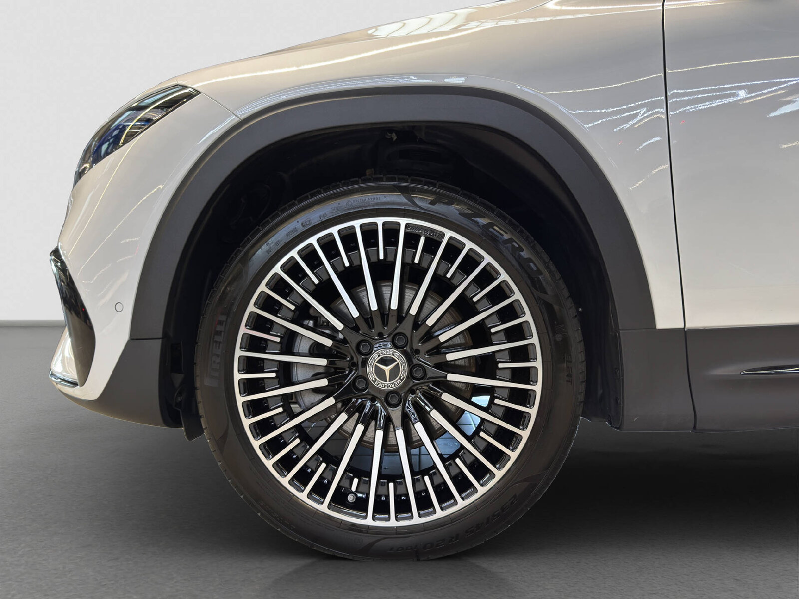 MERCEDES-BENZ EQB 350 Swiss Star AMG Line 4MATIC, Elettrica, Occasioni / Usate, Automatico - 6