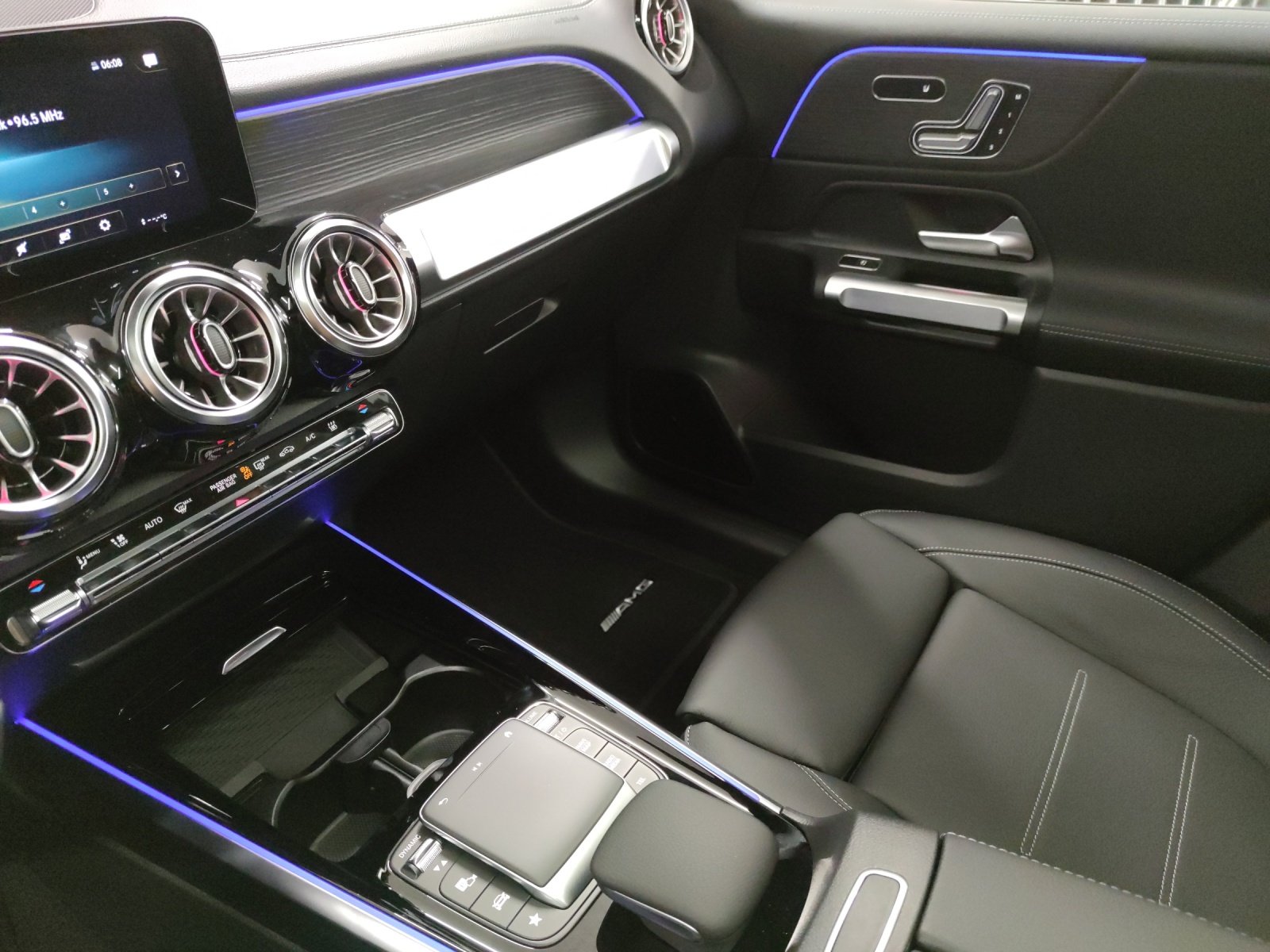 MERCEDES-BENZ EQB 350 AMG Line 4Matic Swiss Star, Elettrica, Auto dimostrativa, Automatico - 6