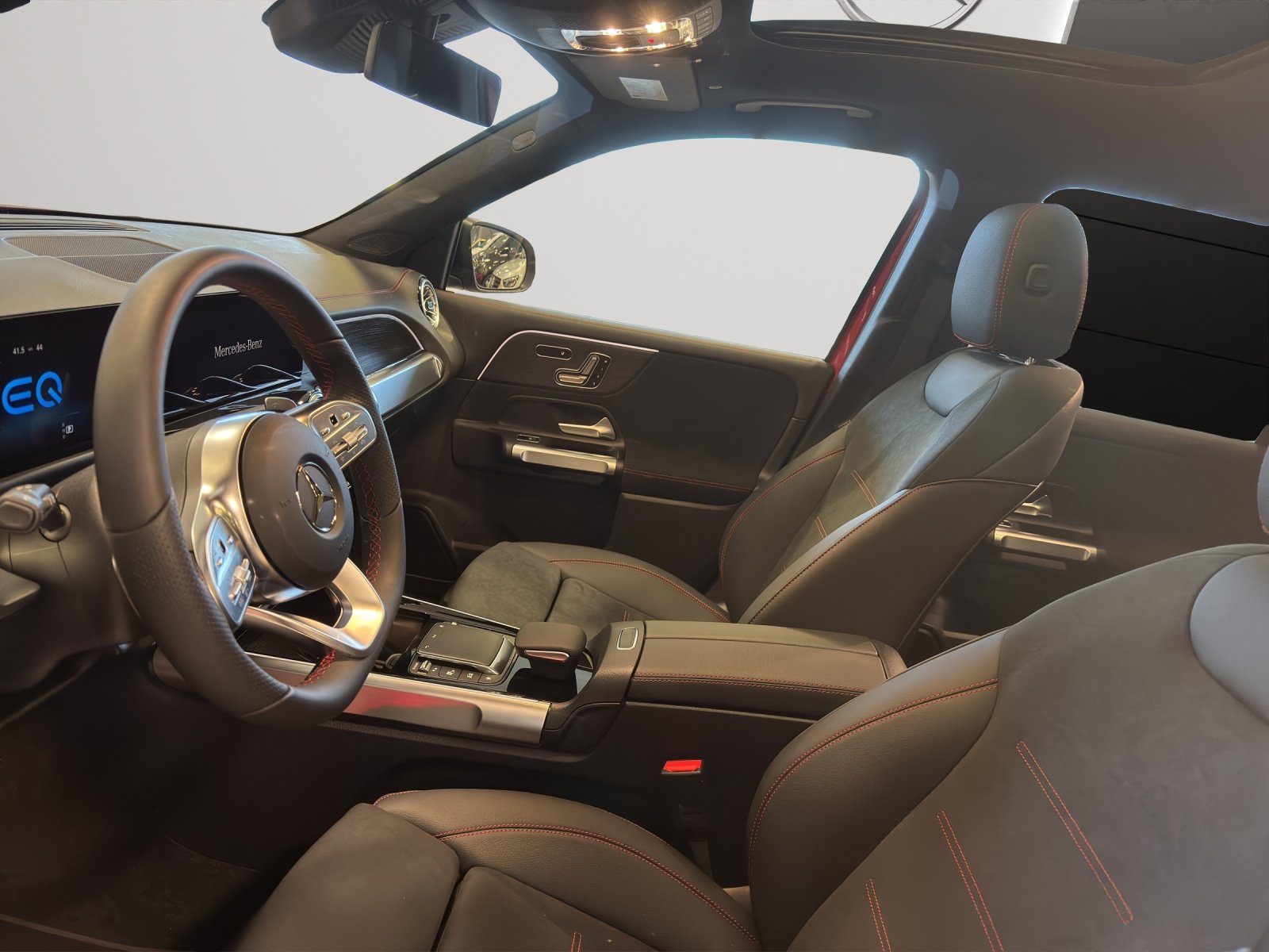 MERCEDES-BENZ EQB 350 66,5 kWh 4Matic Swiss Star, Électrique, Occasion / Utilisé, Automatique - 5