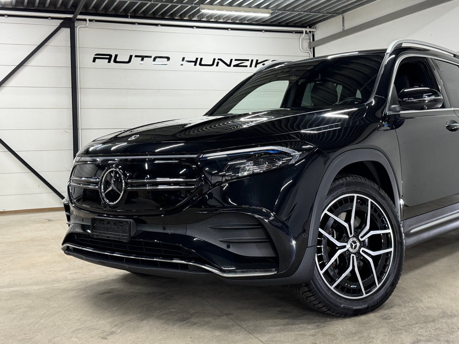 MERCEDES-BENZ EQB 350 AMG Line 4Matic / Wärmepumpe, Elektro, Occasion / Gebraucht, Automatik - 2