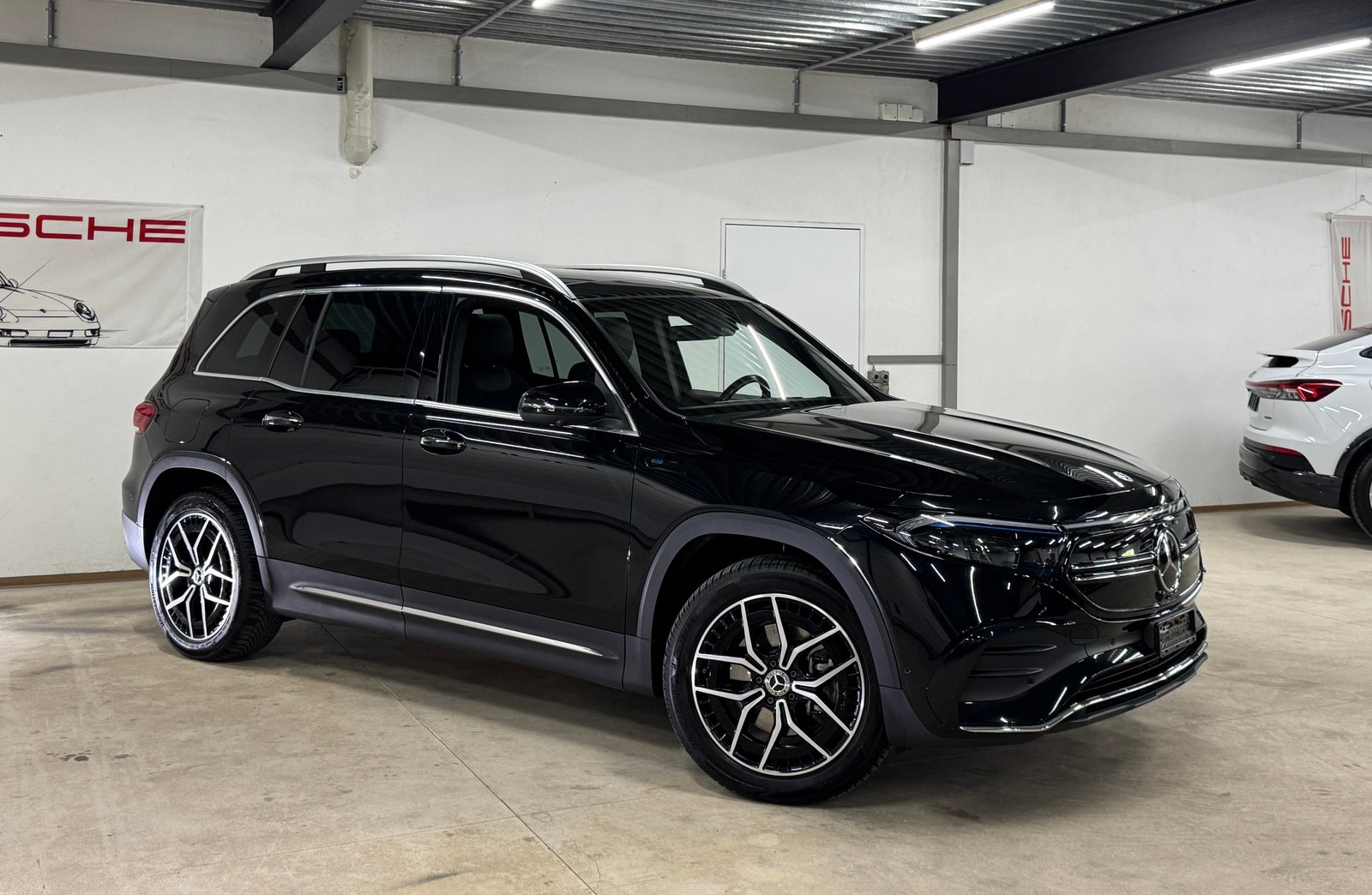 MERCEDES-BENZ EQB 350 AMG Line 4Matic / Wärmepumpe, Elektro, Occasion / Gebraucht, Automatik - 3