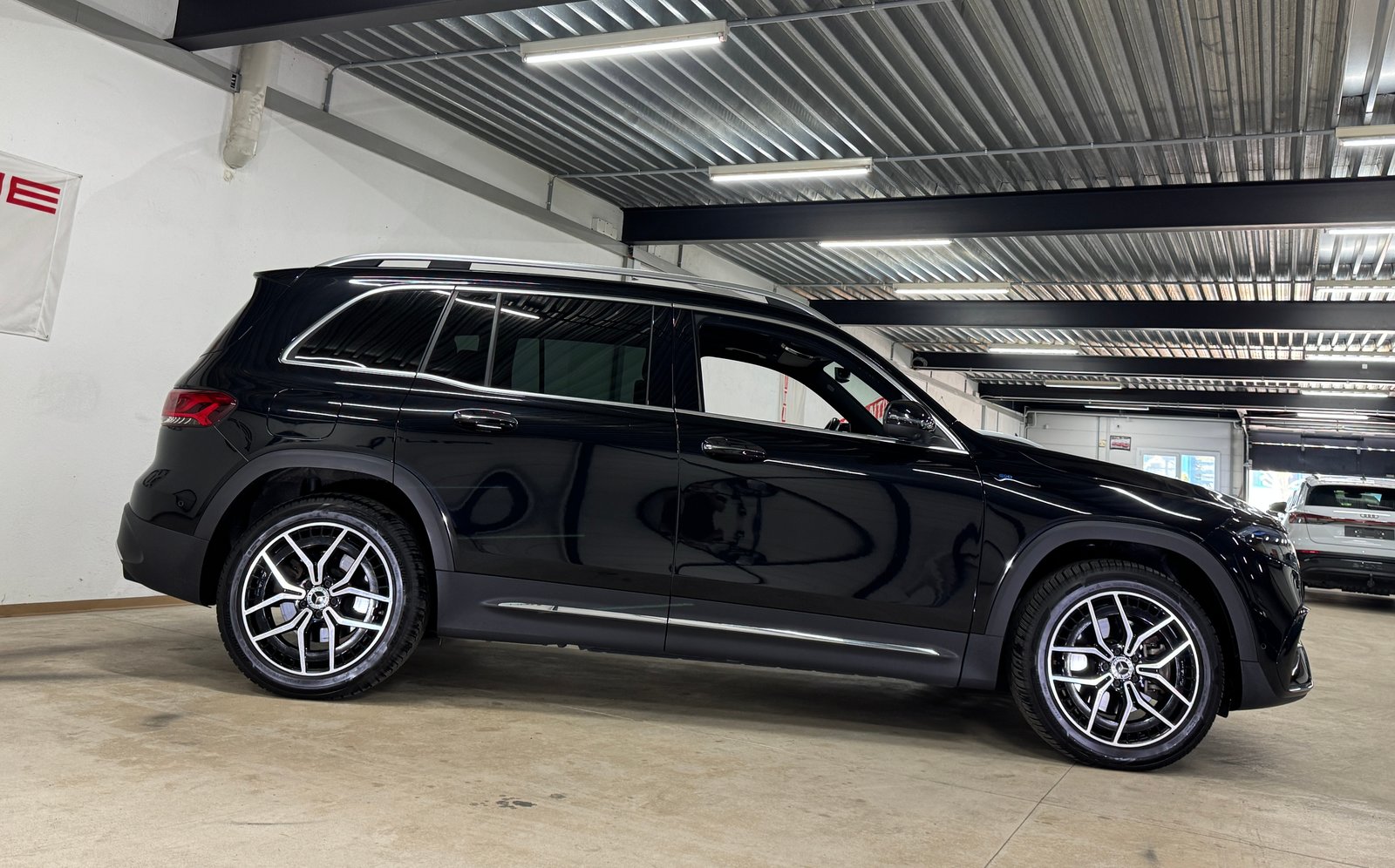 MERCEDES-BENZ EQB 350 AMG Line 4Matic / Wärmepumpe, Elektro, Occasion / Gebraucht, Automatik - 5