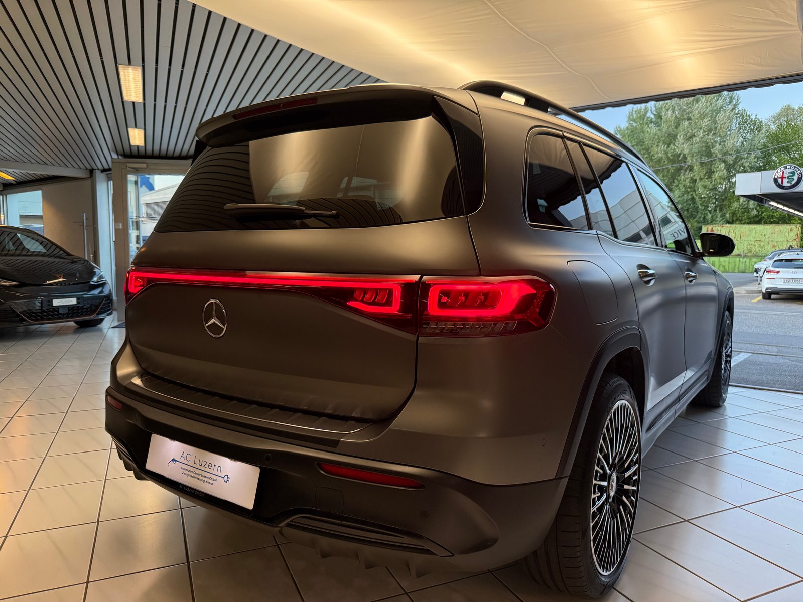 MERCEDES-BENZ EQB 350 AMG Line 4Matic CH-Fahrzeug SOH 96.5, Électrique, Occasion / Utilisé, Automatique - 5