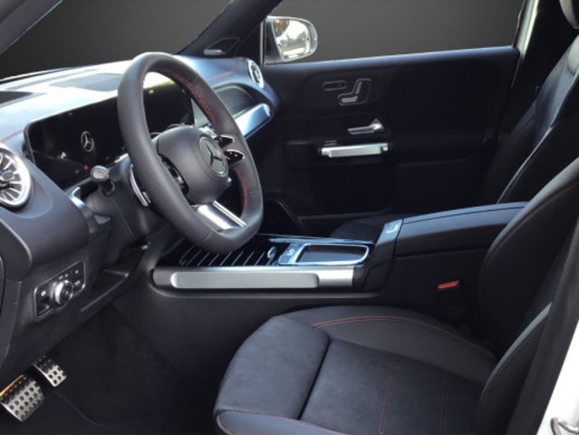 MERCEDES-BENZ EQB 350 AMG Line 4Matic, Electric, Ex-demonstrator, Automatic - 7