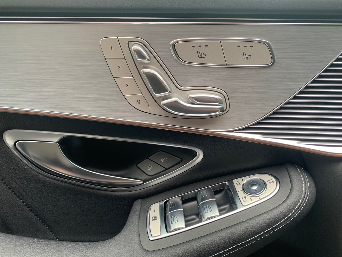 MERCEDES-BENZ EQC 400 AMG Line 4Matic, Électrique, Occasion / Utilisé, Automatique - 5